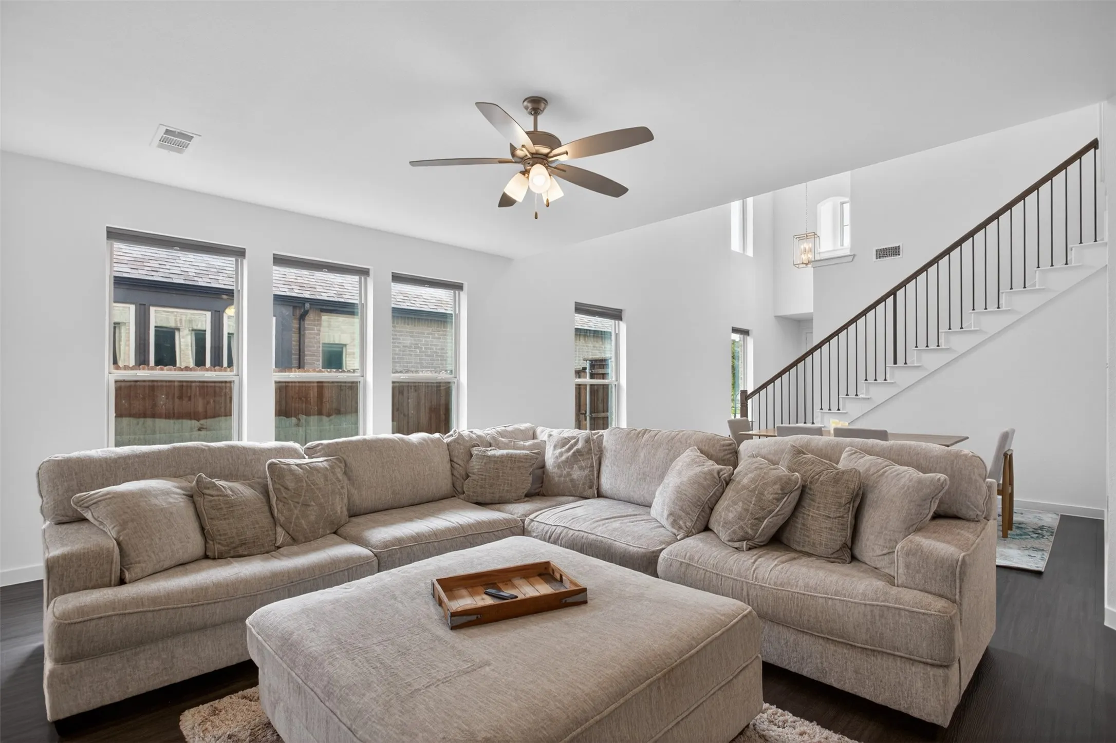 Single Family Residence For Sale in Kaufman County , 629 Claverton Lane, Forney, Texas 75126, 4 Bedroom, 3 Bathroom, 2 Garage spaces, 2,471 Sqft, built in 2020, mls#21278552, Real Estate Agent in Forney, Homes For Sale in Kaufman county, Homes For Sale in Forney, Realtor in Forney Texas, Real Estate Brokerage Independent Realty Texas, Luminita Cordes Realtor
