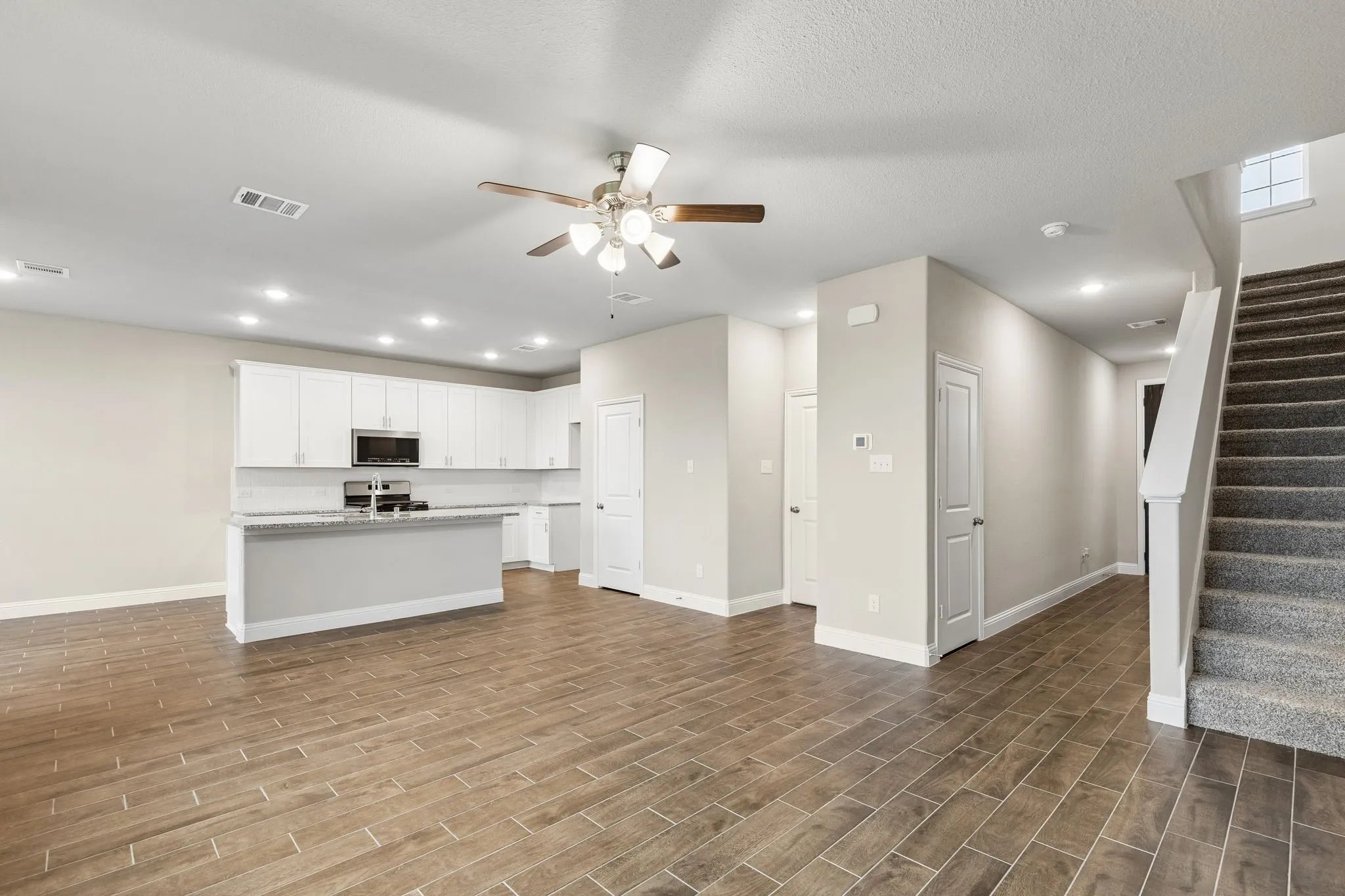 Single Family Residence For Sale in Collin County , 1605 Cloud Cover View, Weston, Texas 75009, 4 Bedroom, 3 Bathroom, 2 Garage spaces, 1,845 Sqft, built in 2023, mls#21278697, Real Estate Agent in Weston, Homes For Sale in Collin county, Homes For Sale in Weston, Realtor in Weston Texas, Real Estate Brokerage Independent Realty Texas, Luminita Cordes Realtor