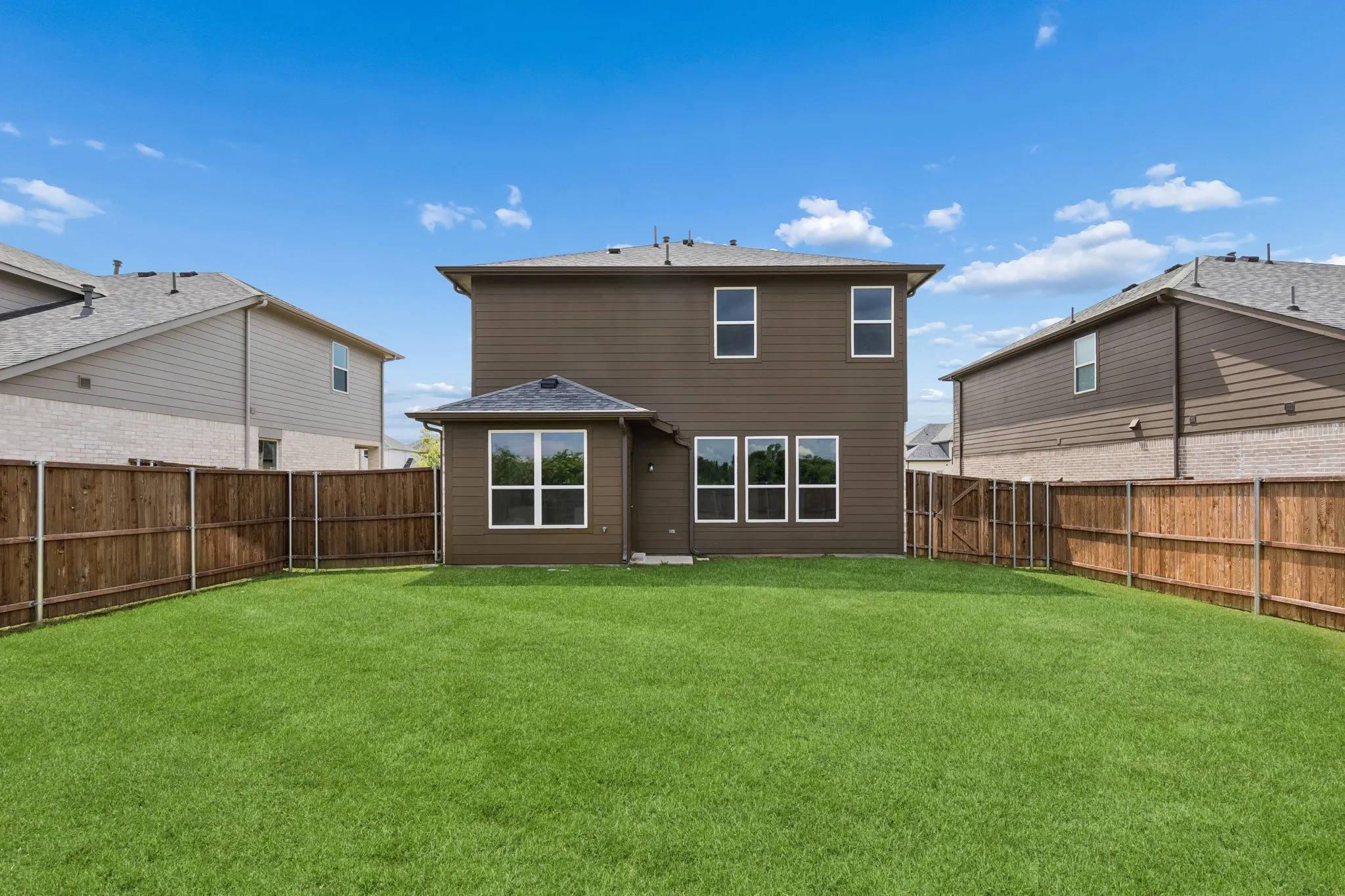Single Family Residence For Sale in Collin County , 1605 Cloud Cover View, Weston, Texas 75009, 4 Bedroom, 3 Bathroom, 2 Garage spaces, 1,845 Sqft, built in 2023, mls#21278697, Real Estate Agent in Weston, Homes For Sale in Collin county, Homes For Sale in Weston, Realtor in Weston Texas, Real Estate Brokerage Independent Realty Texas, Luminita Cordes Realtor