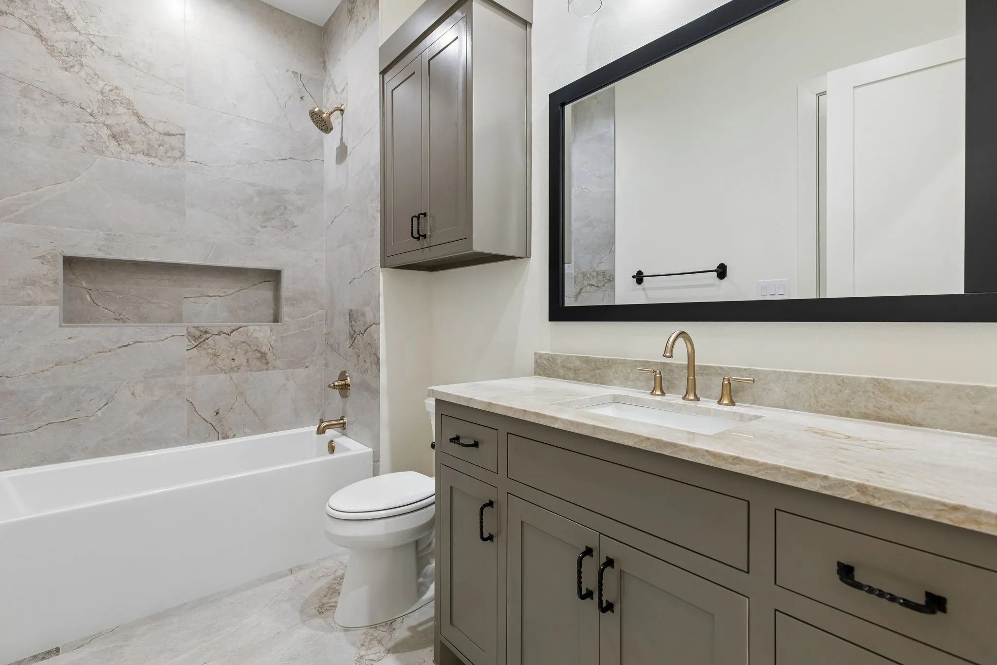 Single Family Residence For Sale in Parker County , 3032 Palermo Drive, Weatherford, Texas 76087, 5 Bedroom, 6 Bathroom, 4 Garage spaces, 4,992 Sqft, built in 2026, mls#21278694, Real Estate Agent in Weatherford, Homes For Sale in Parker county, Homes For Sale in Weatherford, Realtor in Weatherford Texas, Real Estate Brokerage Independent Realty Texas, Luminita Cordes Realtor
