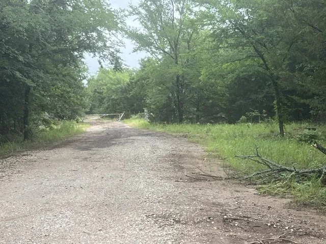 Single Family Residence For Sale in Cooke County , 924 The Oil Road, Gainesville, Texas 76240, 3 Bedrooms, 3 Bathrooms, Garage spaces, 2,112 Sqft, built in 2021, Price $325,000, mls#21278674, Real Estate Agent in Gainesville, Homes For Sale in Cooke county, Homes For Sale in Gainesville, Realtor in Gainesville Texas, Real Estate Brokerage Independent Realty Texas, Luminita Cordes Realtor
