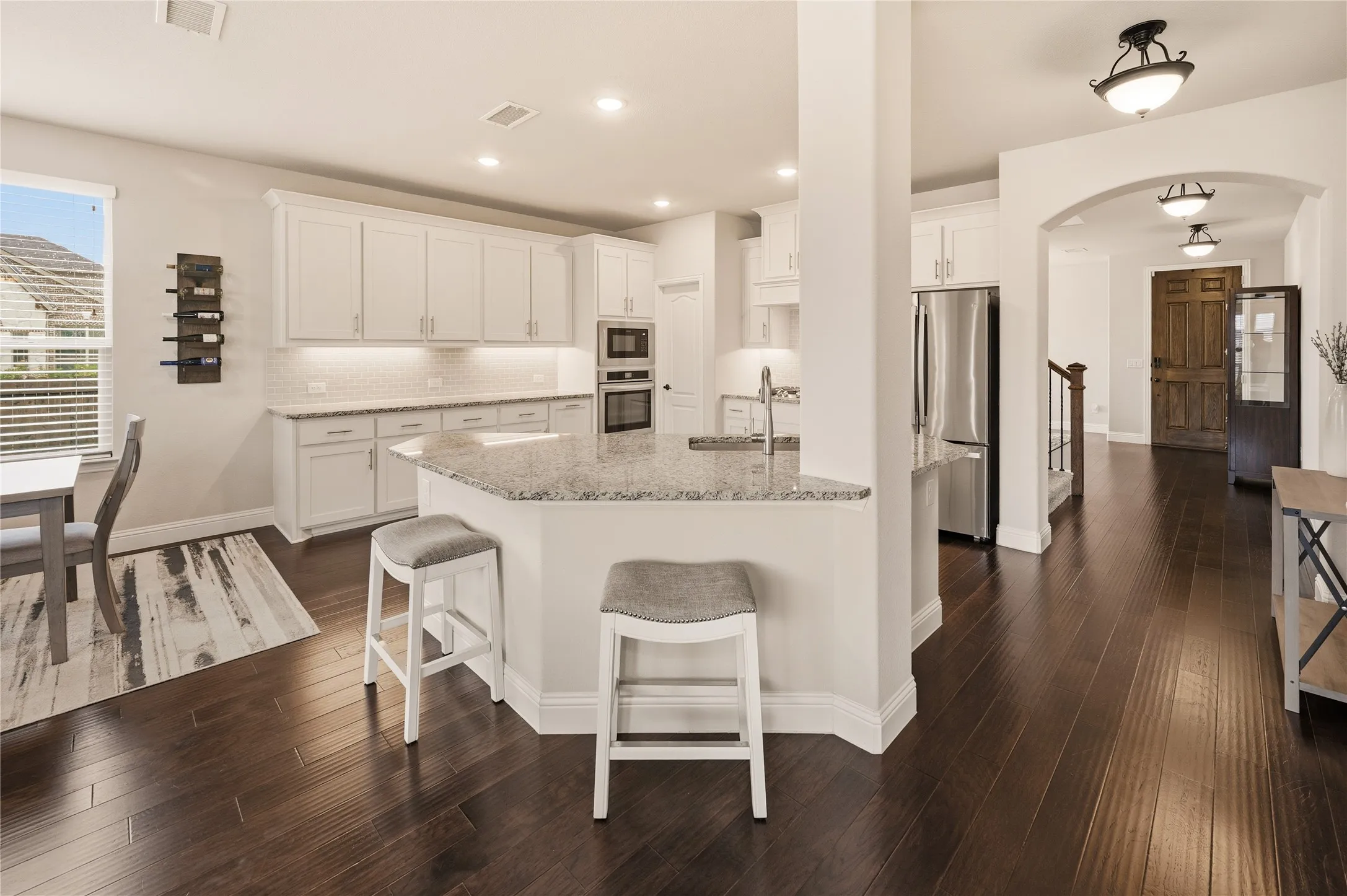 Single Family Residence For Sale in Collin County , 2104 Vista Ridge Road, Melissa, Texas 75454, 5 Bedroom, 4 Bathroom, 3 Garage spaces, 3,302 Sqft, built in 2022, mls#21278415, Real Estate Agent in Melissa, Homes For Sale in Collin county, Homes For Sale in Melissa, Realtor in Melissa Texas, Real Estate Brokerage Independent Realty Texas, Luminita Cordes Realtor