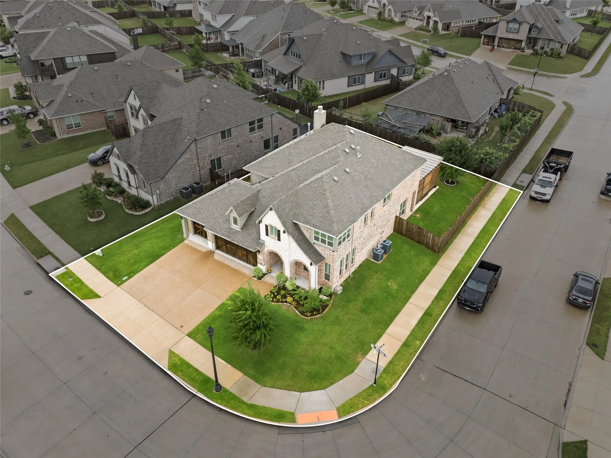 Single Family Residence For Sale in Collin County , 2104 Vista Ridge Road, Melissa, Texas 75454, 5 Bedroom, 4 Bathroom, 3 Garage spaces, 3,302 Sqft, built in 2022, mls#21278415, Real Estate Agent in Melissa, Homes For Sale in Collin county, Homes For Sale in Melissa, Realtor in Melissa Texas, Real Estate Brokerage Independent Realty Texas, Luminita Cordes Realtor