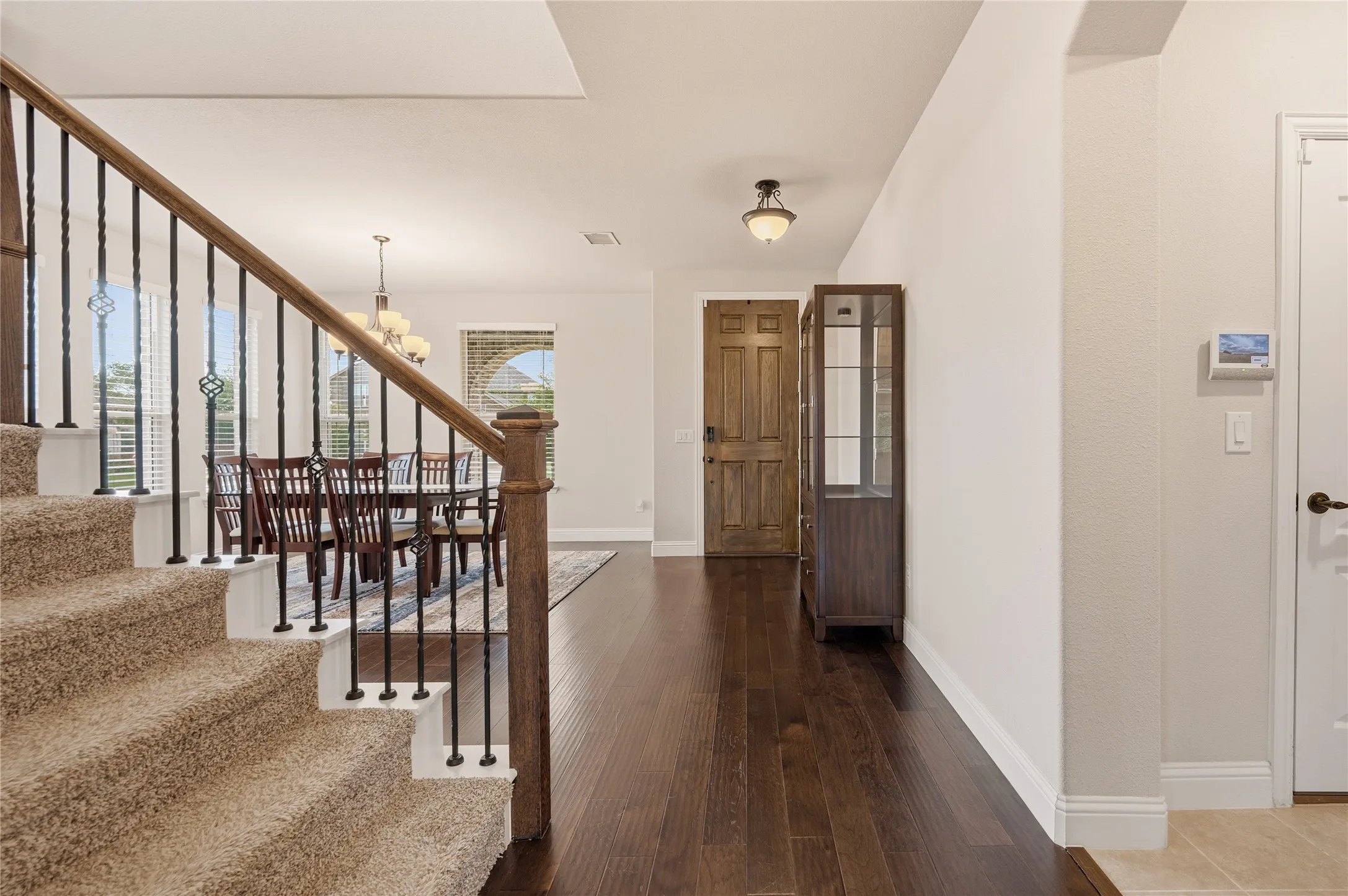Single Family Residence For Sale in Collin County , 2104 Vista Ridge Road, Melissa, Texas 75454, 5 Bedroom, 4 Bathroom, 3 Garage spaces, 3,302 Sqft, built in 2022, mls#21278415, Real Estate Agent in Melissa, Homes For Sale in Collin county, Homes For Sale in Melissa, Realtor in Melissa Texas, Real Estate Brokerage Independent Realty Texas, Luminita Cordes Realtor