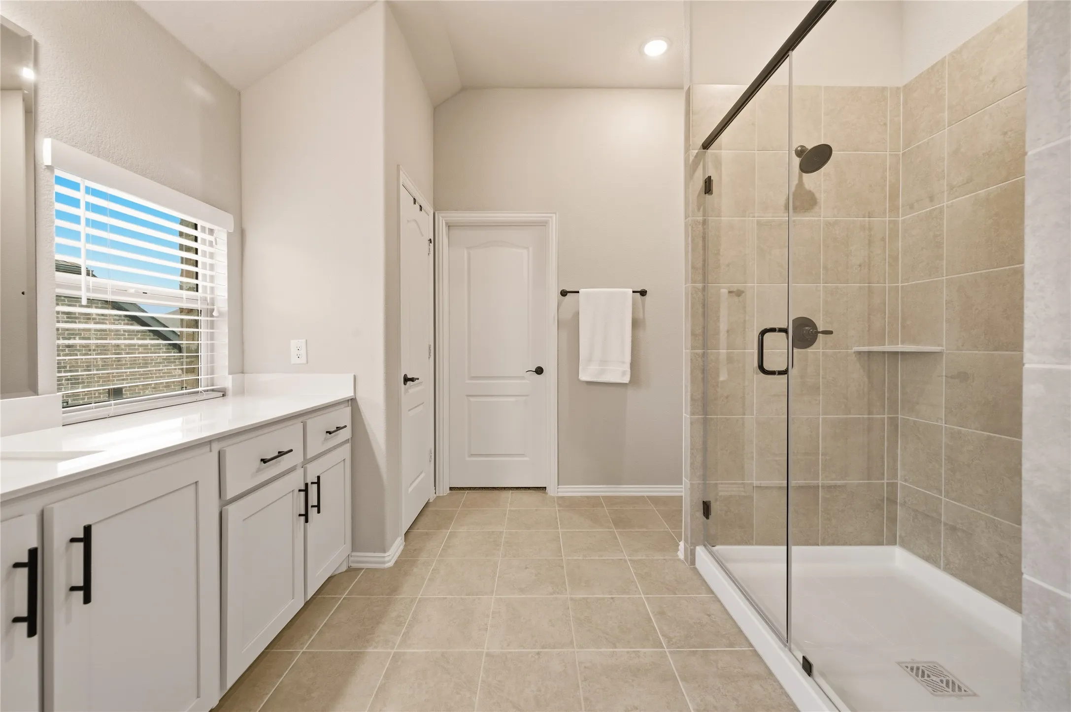 Upstairs Primary Bath