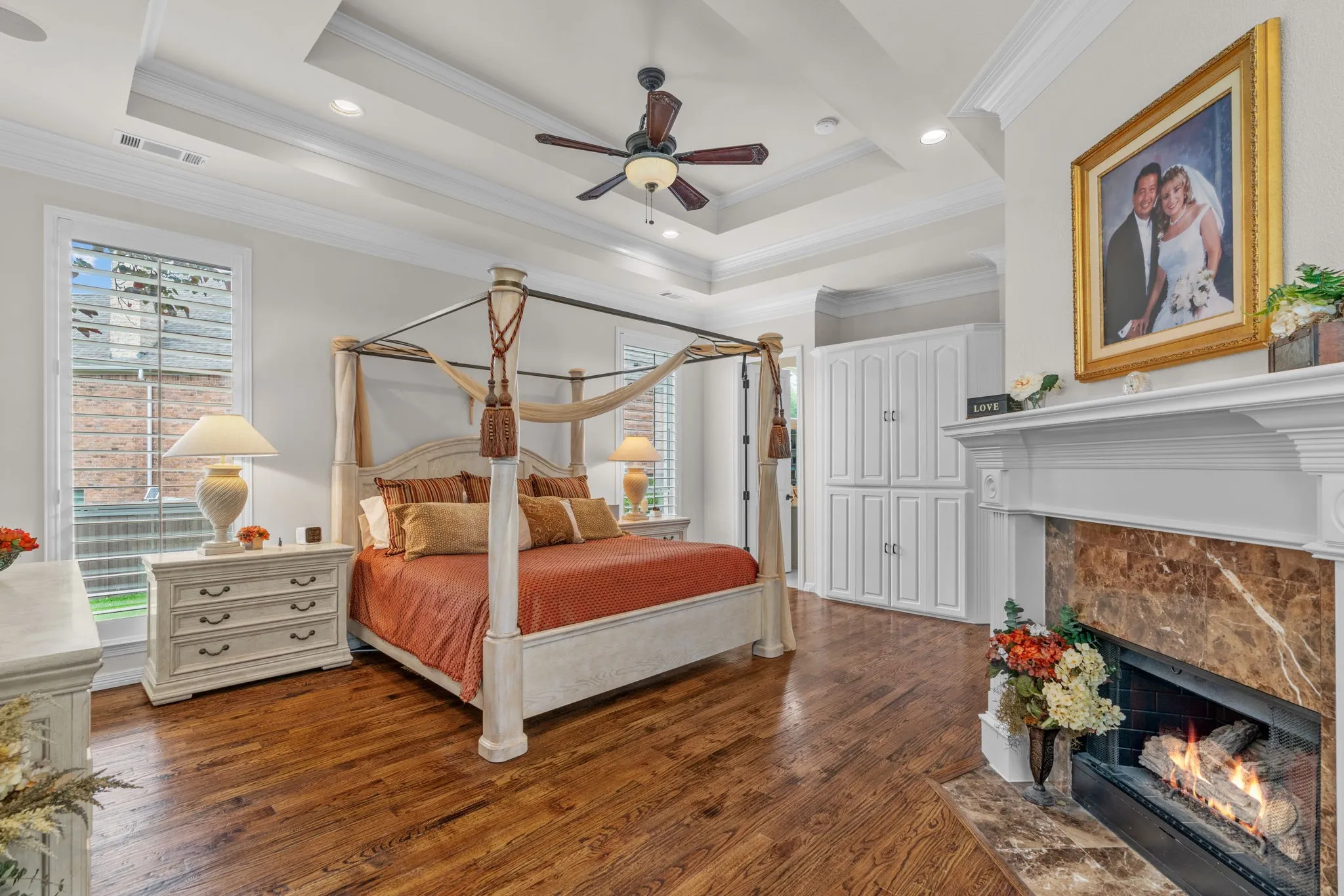 Single Family Residence For Sale in Tarrant County , 1203 Earlston Court, Southlake, Texas 76092, 5 Bedroom, 8 Bathroom, 3 Garage spaces, 6,960 Sqft, built in 1999, mls#21274452, Real Estate Agent in Southlake, Homes For Sale in Tarrant county, Homes For Sale in Southlake, Realtor in Southlake Texas, Real Estate Brokerage Independent Realty Texas, Luminita Cordes Realtor