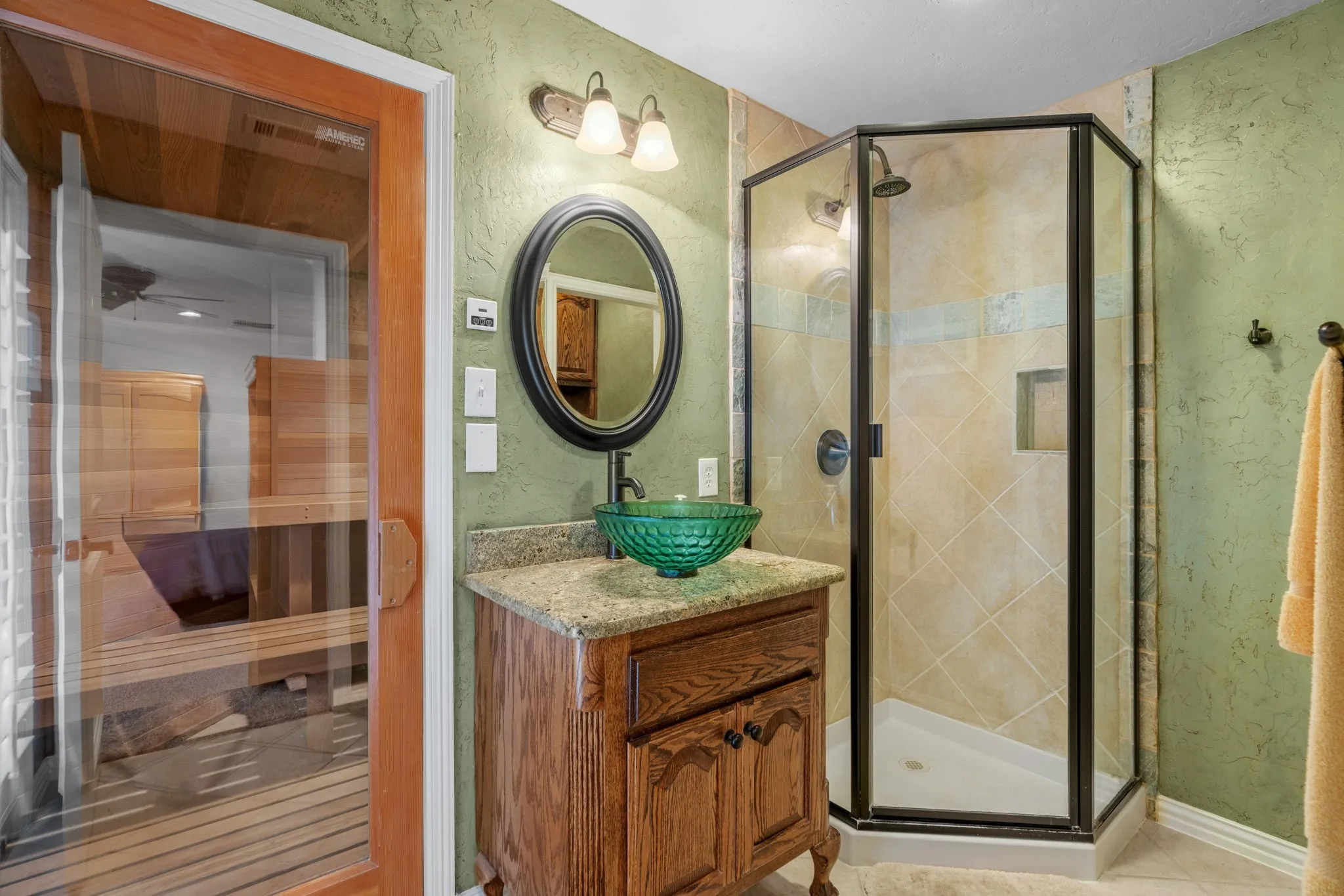 Single Family Residence For Sale in Tarrant County , 1203 Earlston Court, Southlake, Texas 76092, 5 Bedroom, 8 Bathroom, 3 Garage spaces, 6,960 Sqft, built in 1999, mls#21274452, Real Estate Agent in Southlake, Homes For Sale in Tarrant county, Homes For Sale in Southlake, Realtor in Southlake Texas, Real Estate Brokerage Independent Realty Texas, Luminita Cordes Realtor