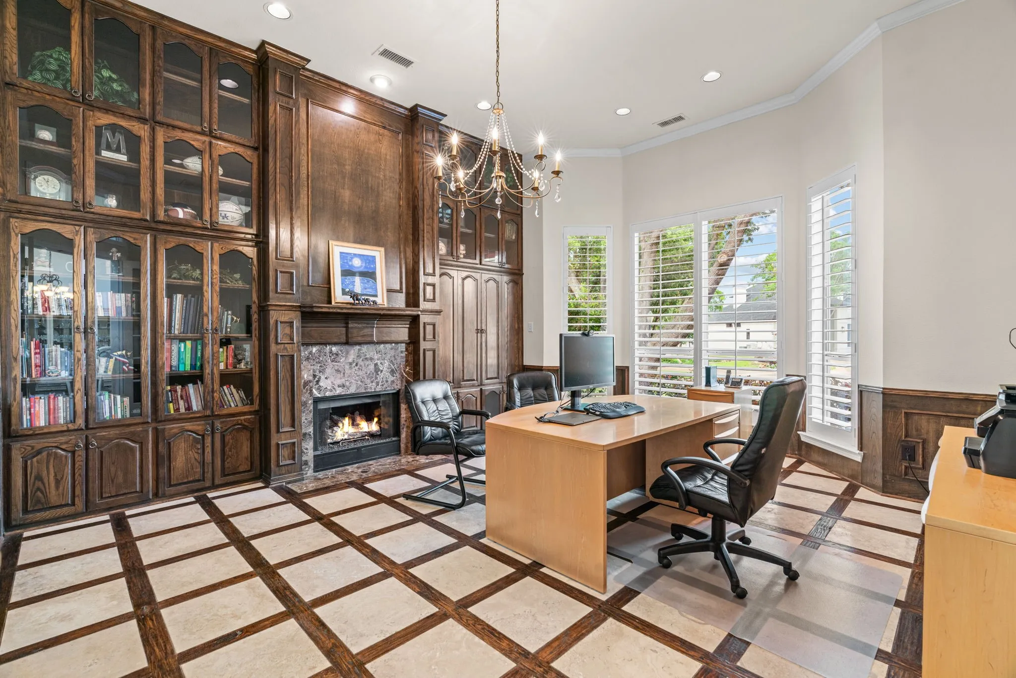 Single Family Residence For Sale in Tarrant County , 1203 Earlston Court, Southlake, Texas 76092, 5 Bedroom, 8 Bathroom, 3 Garage spaces, 6,960 Sqft, built in 1999, mls#21274452, Real Estate Agent in Southlake, Homes For Sale in Tarrant county, Homes For Sale in Southlake, Realtor in Southlake Texas, Real Estate Brokerage Independent Realty Texas, Luminita Cordes Realtor