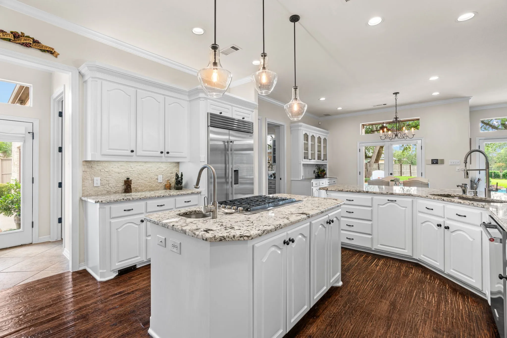 Single Family Residence For Sale in Tarrant County , 1203 Earlston Court, Southlake, Texas 76092, 5 Bedroom, 8 Bathroom, 3 Garage spaces, 6,960 Sqft, built in 1999, mls#21274452, Real Estate Agent in Southlake, Homes For Sale in Tarrant county, Homes For Sale in Southlake, Realtor in Southlake Texas, Real Estate Brokerage Independent Realty Texas, Luminita Cordes Realtor