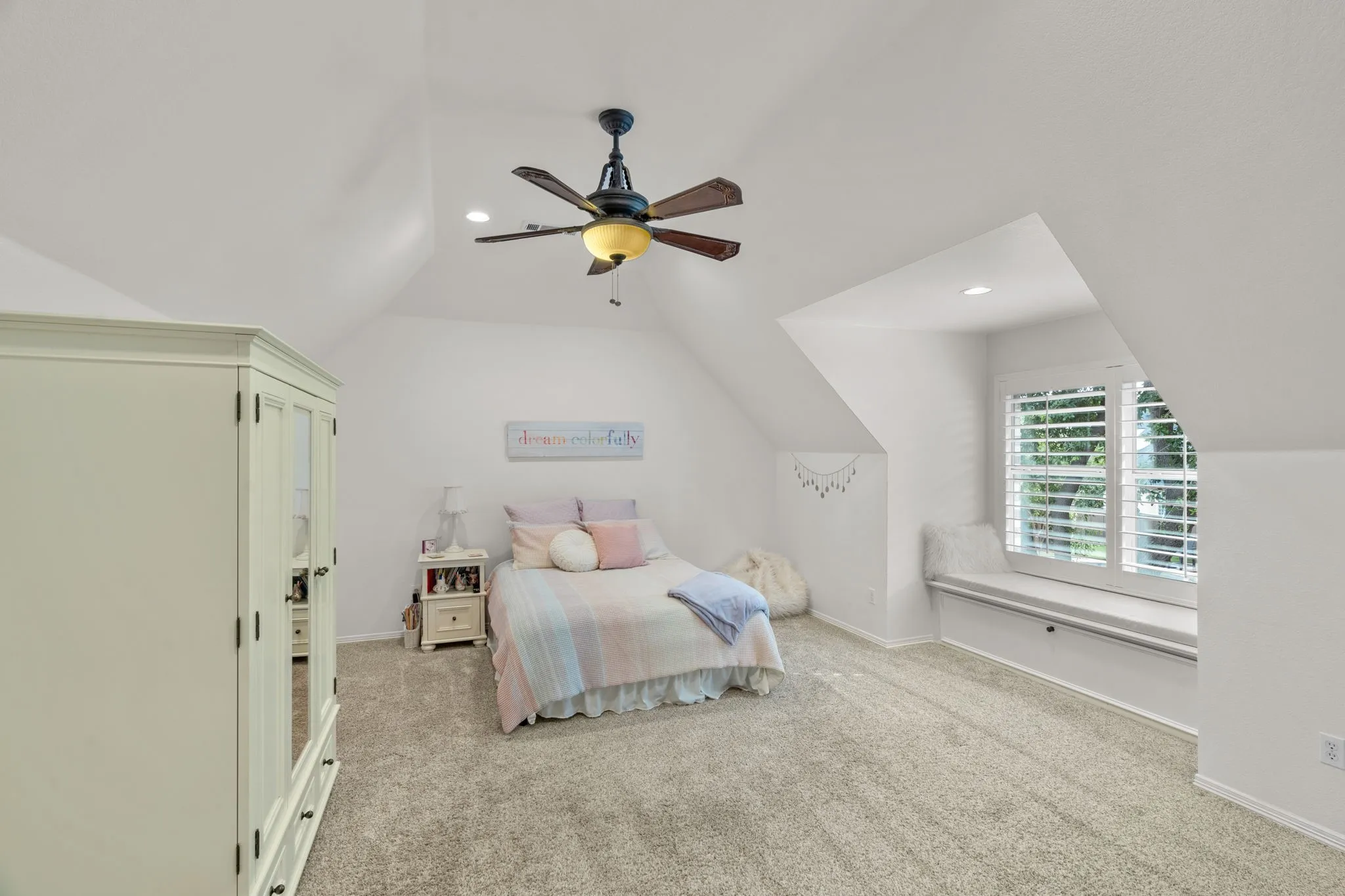 Single Family Residence For Sale in Tarrant County , 1203 Earlston Court, Southlake, Texas 76092, 5 Bedroom, 8 Bathroom, 3 Garage spaces, 6,960 Sqft, built in 1999, mls#21274452, Real Estate Agent in Southlake, Homes For Sale in Tarrant county, Homes For Sale in Southlake, Realtor in Southlake Texas, Real Estate Brokerage Independent Realty Texas, Luminita Cordes Realtor