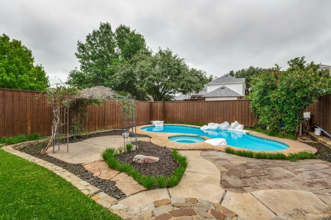 Single Family Residence For Sale in Collin County , 3536 Mason Drive, Plano, Texas 75025, 5 Bedroom, 3 Bathroom, 2 Garage spaces, 3,352 Sqft, built in 1997, mls#21278778, Real Estate Agent in Plano, Homes For Sale in Collin county, Homes For Sale in Plano, Realtor in Plano Texas, Real Estate Brokerage Independent Realty Texas, Luminita Cordes Realtor