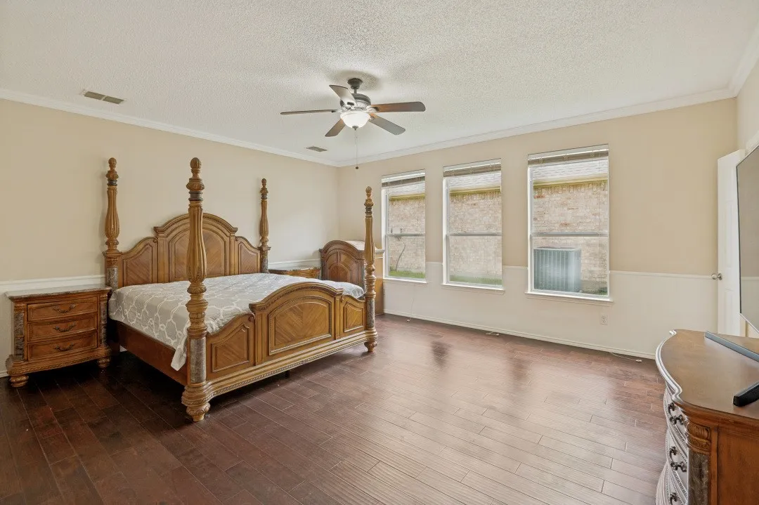 Single Family Residence For Sale in Collin County , 3536 Mason Drive, Plano, Texas 75025, 5 Bedroom, 3 Bathroom, 2 Garage spaces, 3,352 Sqft, built in 1997, mls#21278778, Real Estate Agent in Plano, Homes For Sale in Collin county, Homes For Sale in Plano, Realtor in Plano Texas, Real Estate Brokerage Independent Realty Texas, Luminita Cordes Realtor