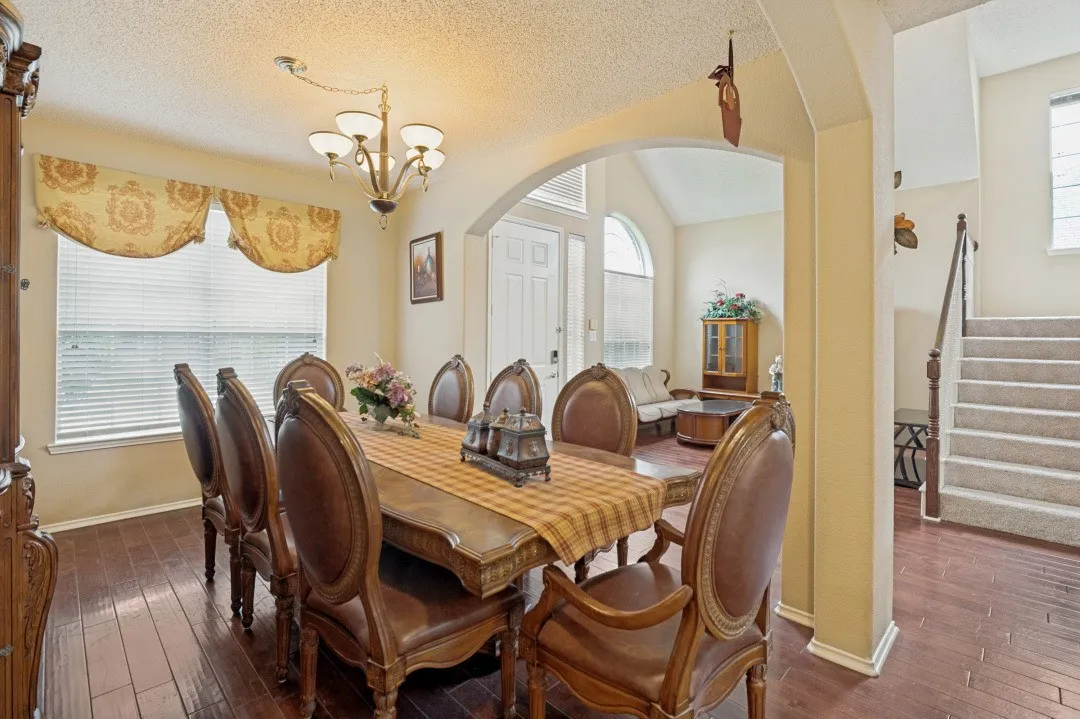 Single Family Residence For Sale in Collin County , 3536 Mason Drive, Plano, Texas 75025, 5 Bedroom, 3 Bathroom, 2 Garage spaces, 3,352 Sqft, built in 1997, mls#21278778, Real Estate Agent in Plano, Homes For Sale in Collin county, Homes For Sale in Plano, Realtor in Plano Texas, Real Estate Brokerage Independent Realty Texas, Luminita Cordes Realtor