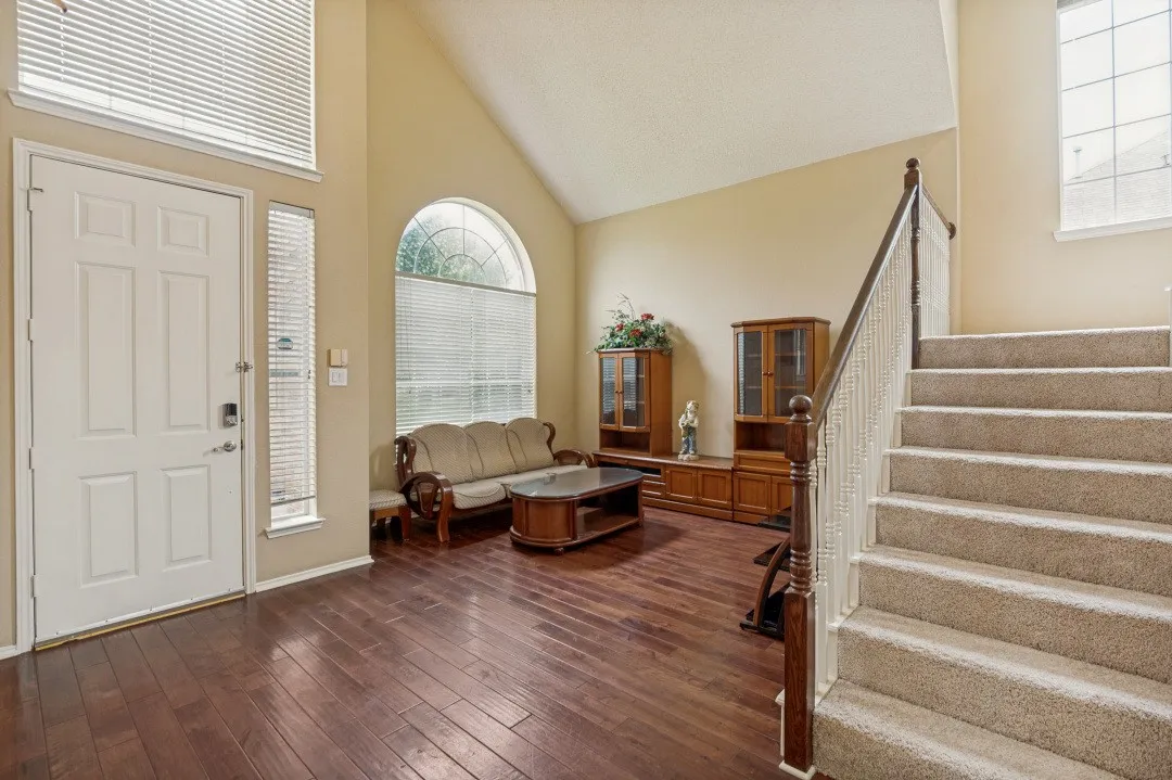 Single Family Residence For Sale in Collin County , 3536 Mason Drive, Plano, Texas 75025, 5 Bedroom, 3 Bathroom, 2 Garage spaces, 3,352 Sqft, built in 1997, mls#21278778, Real Estate Agent in Plano, Homes For Sale in Collin county, Homes For Sale in Plano, Realtor in Plano Texas, Real Estate Brokerage Independent Realty Texas, Luminita Cordes Realtor