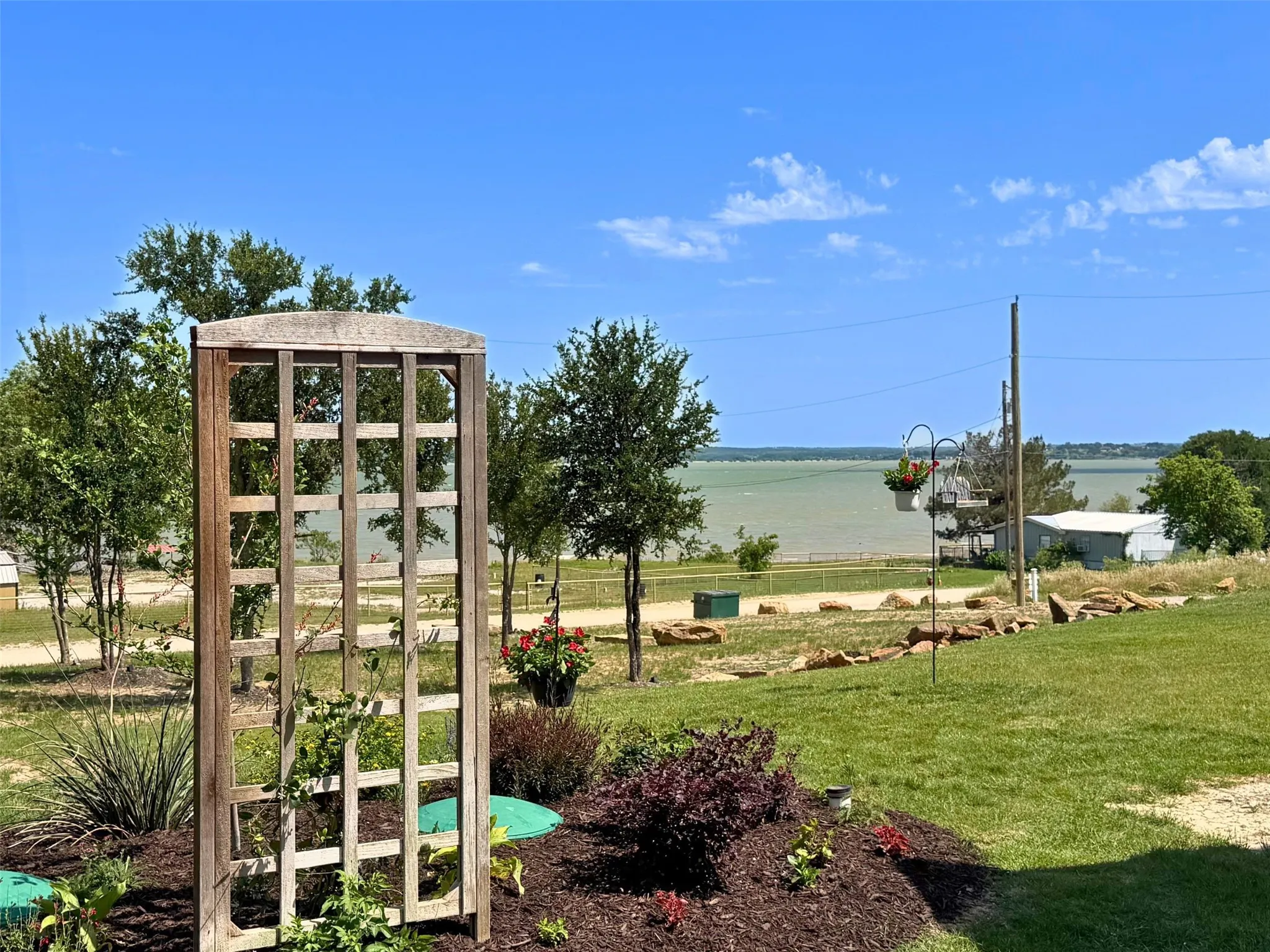 Manufactured Home For Sale in Wise County , 213 Meadow Pond Court, Runaway Bay, Texas 76426, 1 Bedroom, 1 Bathroom, Garage spaces, 1,088 Sqft, built in 2024, mls#21249475, Real Estate Agent in Runaway Bay, Homes For Sale in Wise county, Homes For Sale in Runaway Bay, Realtor in Runaway Bay Texas, Real Estate Brokerage Independent Realty Texas, Luminita Cordes Realtor