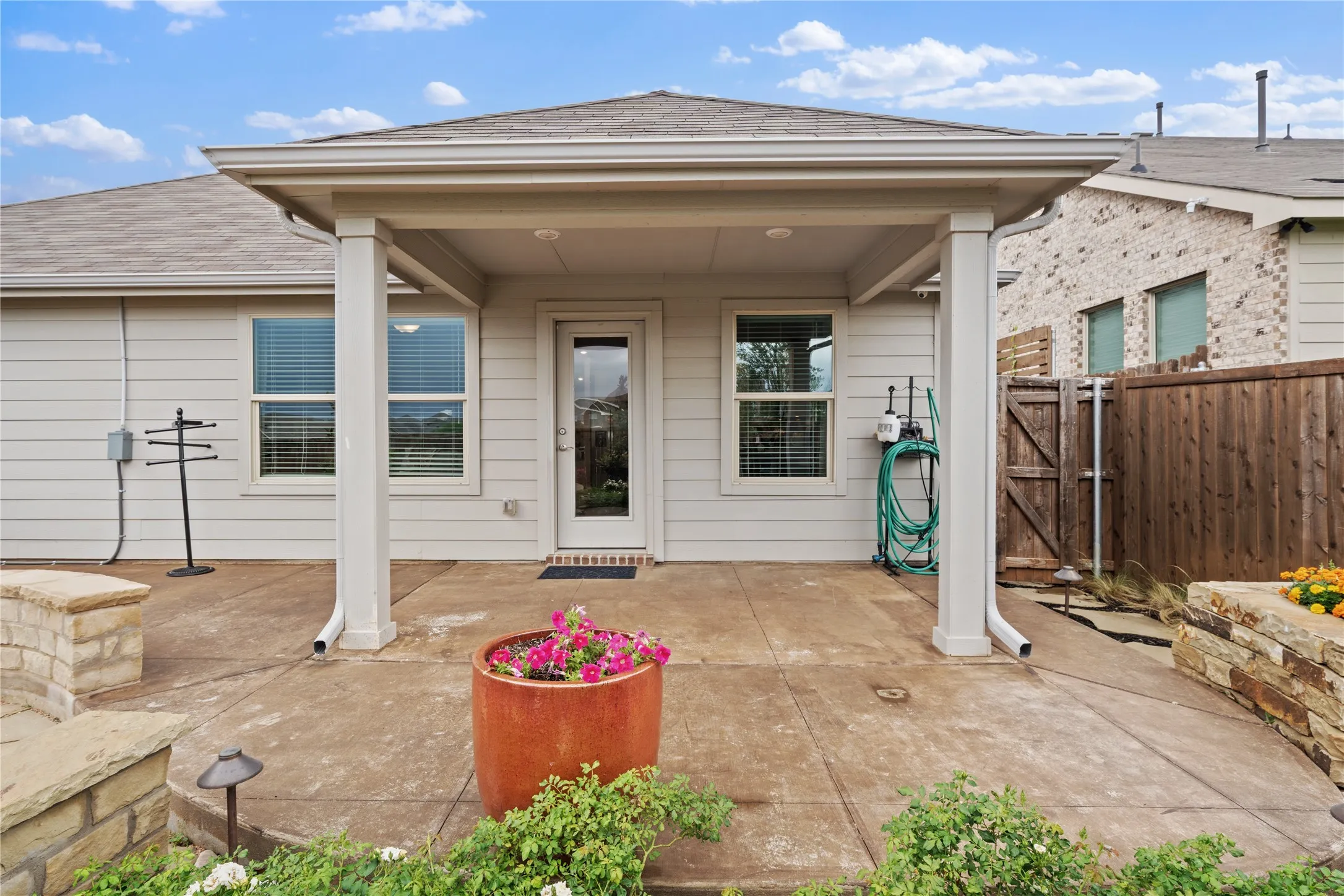 Single Family Residence For Sale in Denton County , 3409 Chivalry Drive, Denton, Texas 76207, 4 Bedroom, 3 Bathroom, 2 Garage spaces, 2,057 Sqft, built in 2022, mls#21278557, Real Estate Agent in Denton, Homes For Sale in Denton county, Homes For Sale in Denton, Realtor in Denton Texas, Real Estate Brokerage Independent Realty Texas, Luminita Cordes Realtor
