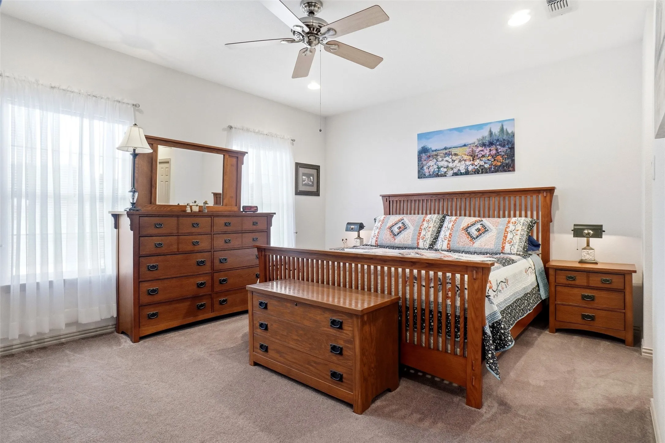 Single Family Residence For Sale in Hood County , 207 Bonita Drive, Granbury, Texas 76049, 3 Bedroom, 3 Bathroom, 3 Garage spaces, 1,684 Sqft, built in 2001, mls#21278796, Real Estate Agent in Granbury, Homes For Sale in Hood county, Homes For Sale in Granbury, Realtor in Granbury Texas, Real Estate Brokerage Independent Realty Texas, Luminita Cordes Realtor