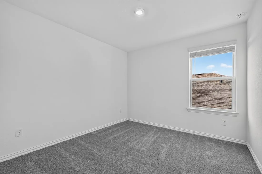 2613 Glacier Road ~ Ready Now