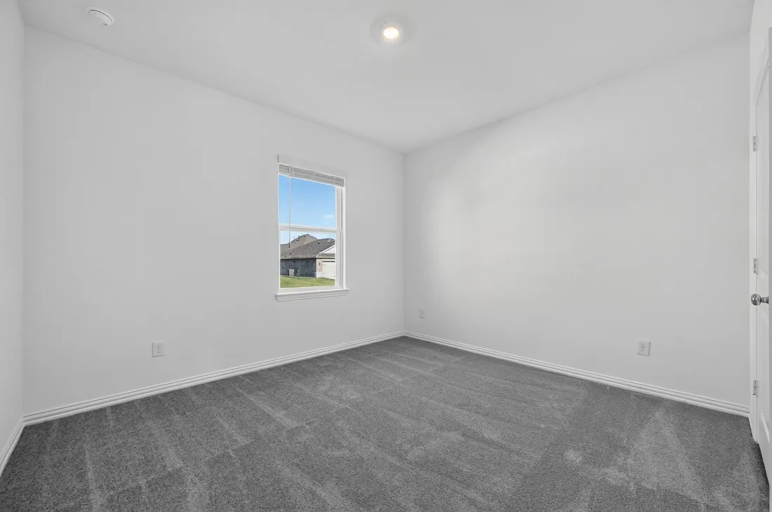 2613 Glacier Road ~ Ready Now