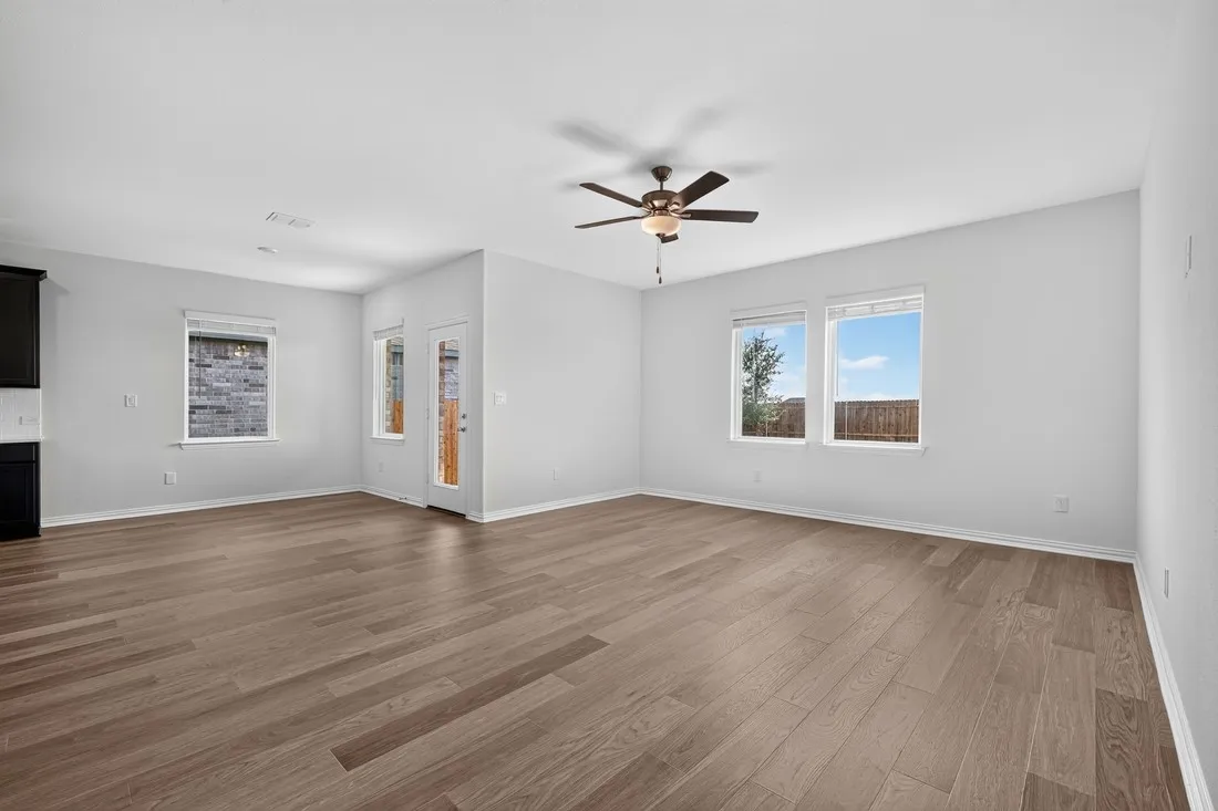 2613 Glacier Road ~ Ready Now