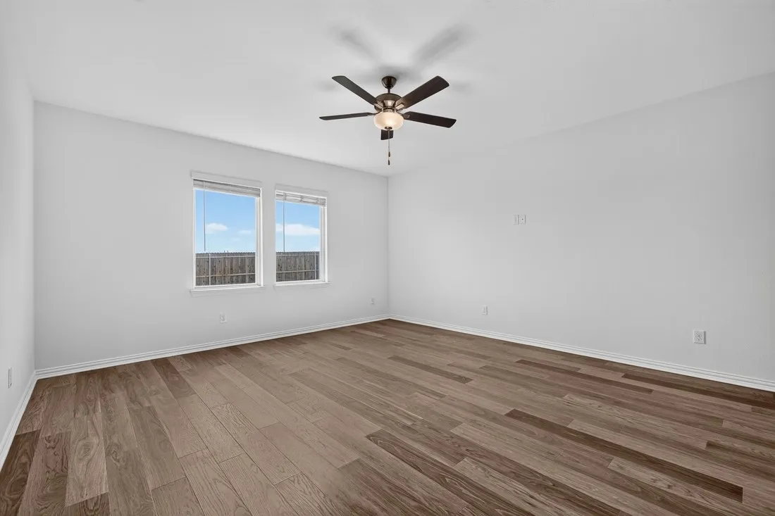 2613 Glacier Road ~ Ready Now