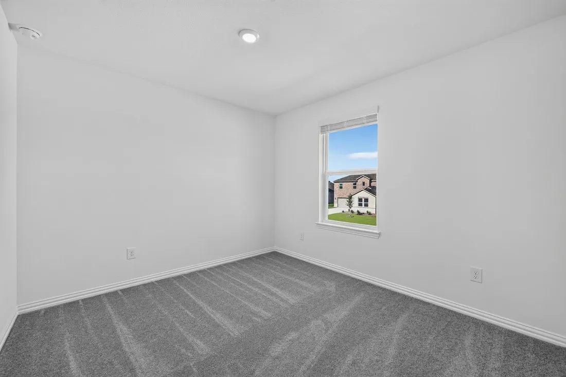 2613 Glacier Road ~ Ready Now