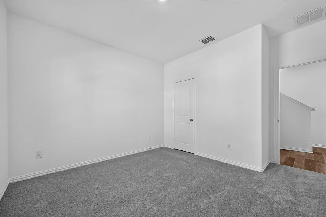 2613 Glacier Road ~ Ready Now