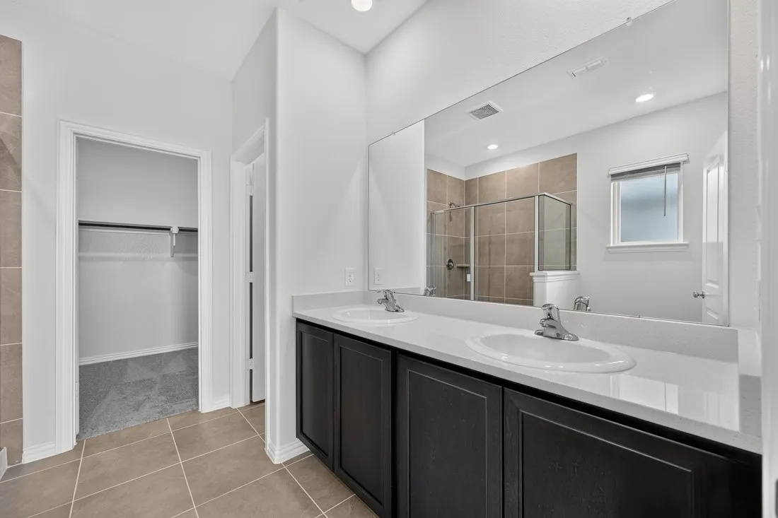 2613 Glacier Road ~ Ready Now