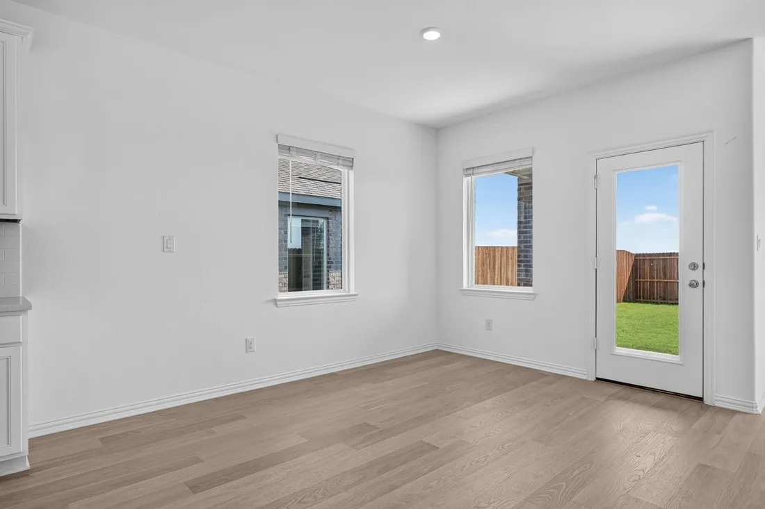 2625 Glacier Road ~ Ready Now