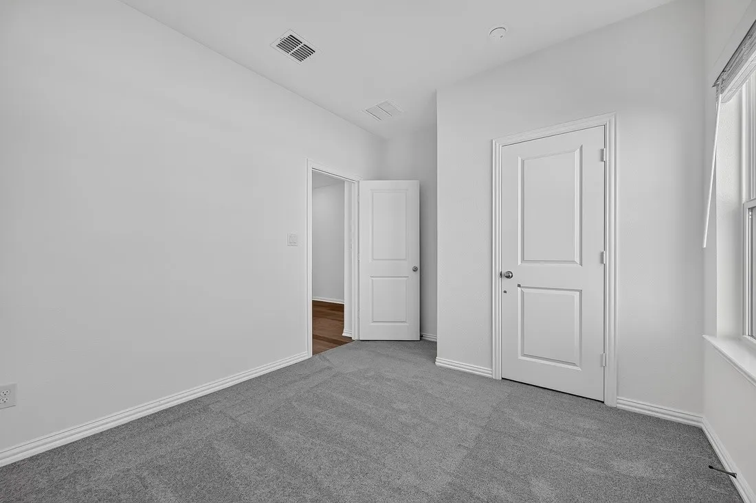 2621 Glacier Road ~ Ready Now