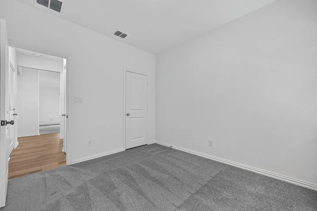 2621 Glacier Road ~ Ready Now