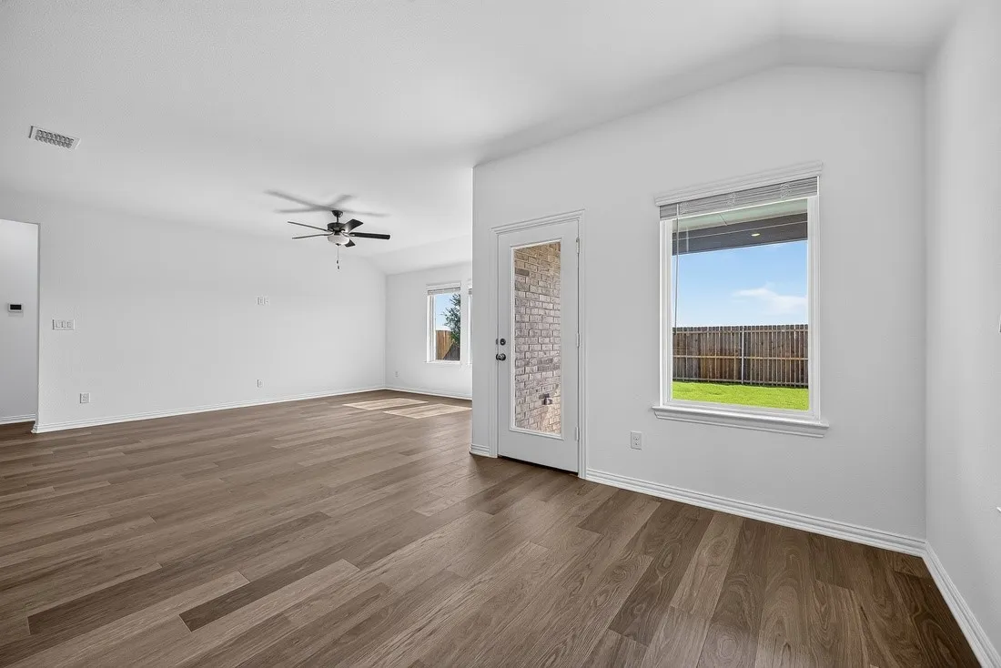 2621 Glacier Road ~ Ready Now