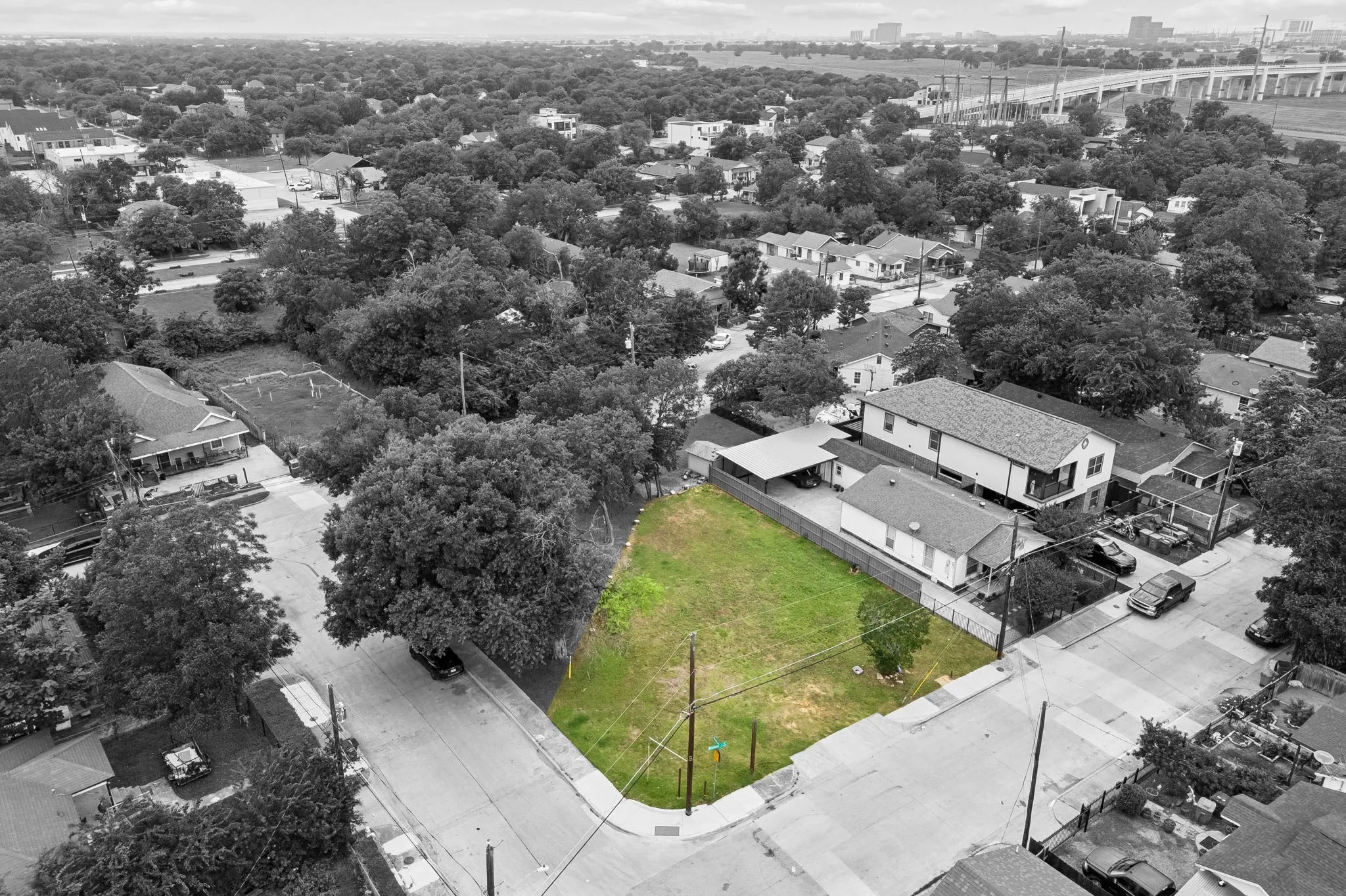Unimproved Land For Sale in Dallas County , 3305 Brantley Street, Dallas, Texas 75212, 0, 0, Garage spaces, 0 Sqft, built in 1948, Price $209,000, mls#21278826, Real Estate Agent in Dallas, Homes For Sale in Dallas county, Homes For Sale in Dallas, Realtor in Dallas Texas, Real Estate Brokerage Independent Realty Texas, Luminita Cordes Realtor