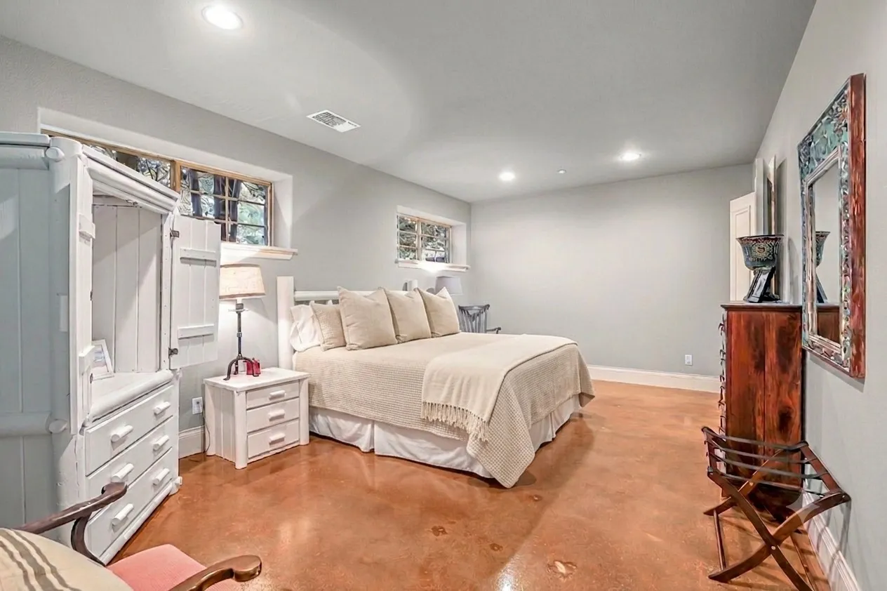 Bedroom and Full bathroom in the basement