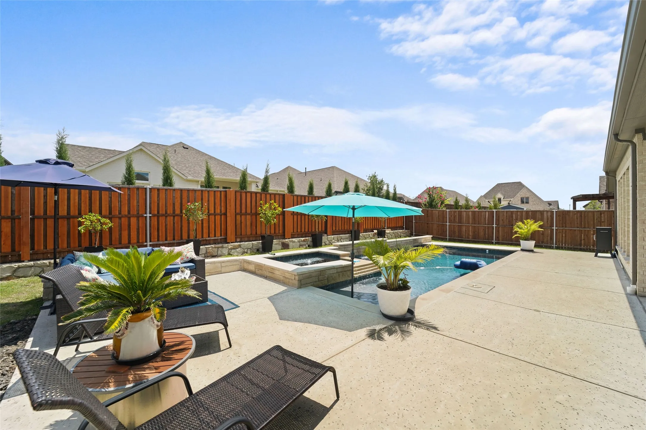Single Family Residence For Sale in Kaufman County , 1304 Buttermere Street, Forney, Texas 75126, 4 Bedroom, 4 Bathroom, 3 Garage spaces, 2,692 Sqft, built in 2021, mls#21278882, Real Estate Agent in Forney, Homes For Sale in Kaufman county, Homes For Sale in Forney, Realtor in Forney Texas, Real Estate Brokerage Independent Realty Texas, Luminita Cordes Realtor