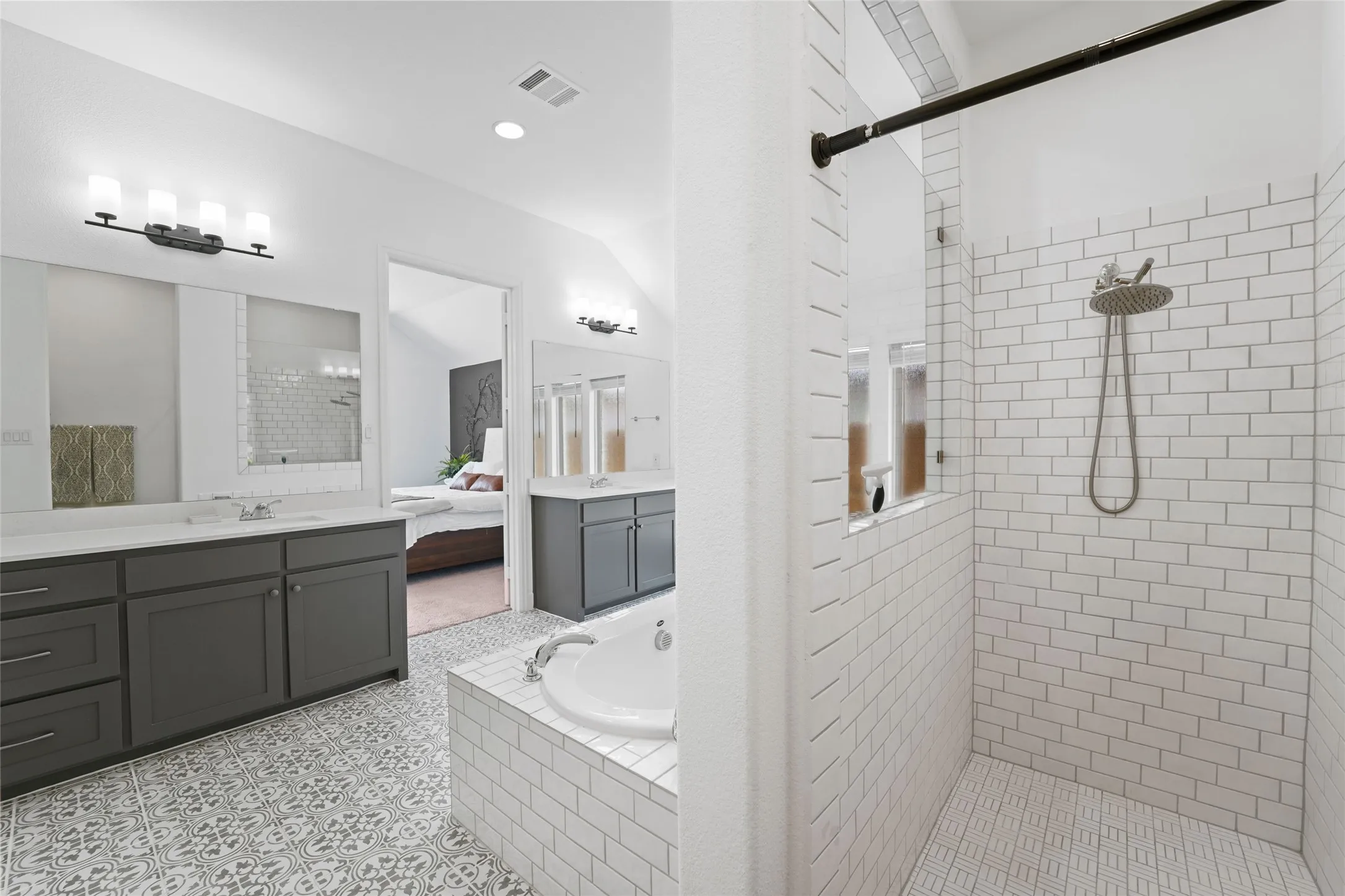 Single Family Residence For Sale in Kaufman County , 1304 Buttermere Street, Forney, Texas 75126, 4 Bedroom, 4 Bathroom, 3 Garage spaces, 2,692 Sqft, built in 2021, mls#21278882, Real Estate Agent in Forney, Homes For Sale in Kaufman county, Homes For Sale in Forney, Realtor in Forney Texas, Real Estate Brokerage Independent Realty Texas, Luminita Cordes Realtor