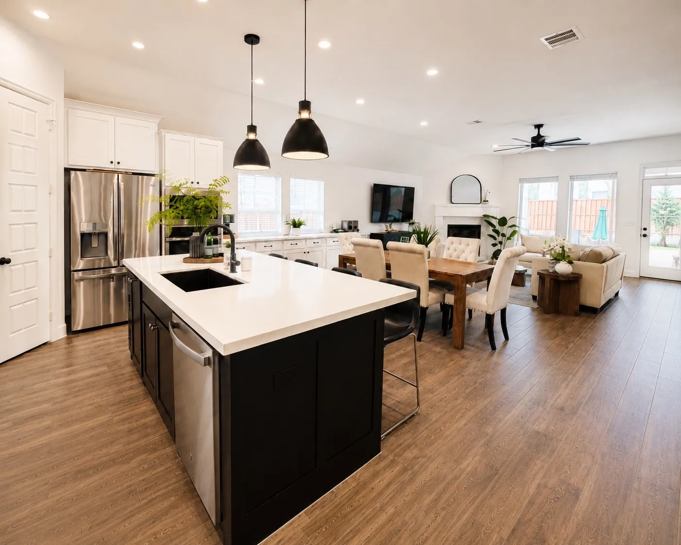 Single Family Residence For Sale in Kaufman County , 1304 Buttermere Street, Forney, Texas 75126, 4 Bedroom, 4 Bathroom, 3 Garage spaces, 2,692 Sqft, built in 2021, mls#21278882, Real Estate Agent in Forney, Homes For Sale in Kaufman county, Homes For Sale in Forney, Realtor in Forney Texas, Real Estate Brokerage Independent Realty Texas, Luminita Cordes Realtor