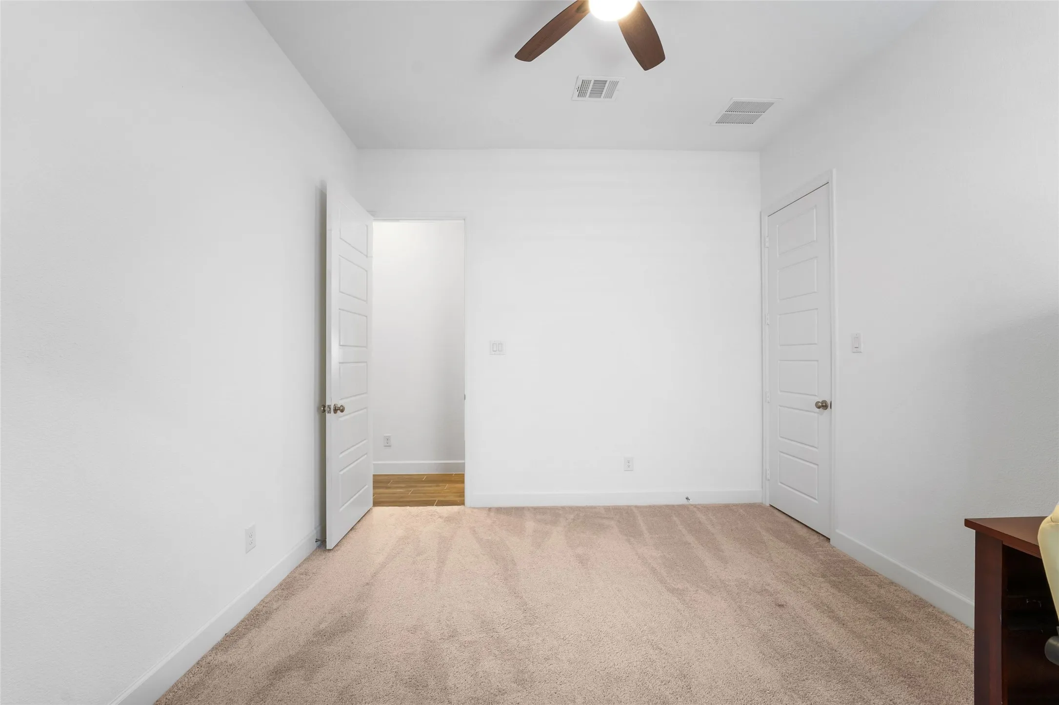 Single Family Residence For Sale in Kaufman County , 1304 Buttermere Street, Forney, Texas 75126, 4 Bedroom, 4 Bathroom, 3 Garage spaces, 2,692 Sqft, built in 2021, mls#21278882, Real Estate Agent in Forney, Homes For Sale in Kaufman county, Homes For Sale in Forney, Realtor in Forney Texas, Real Estate Brokerage Independent Realty Texas, Luminita Cordes Realtor