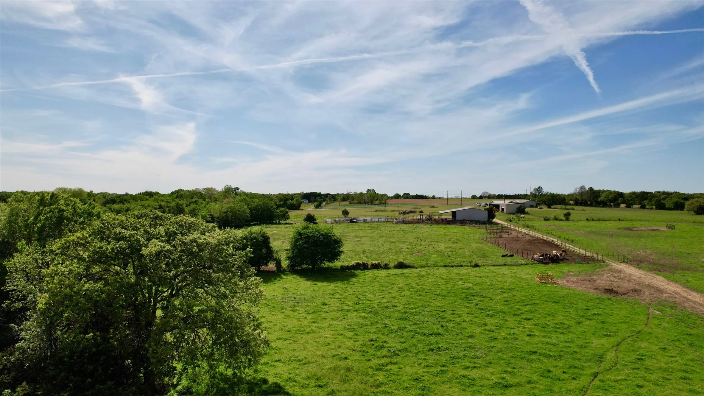 Ranch For Sale in Grayson County , 850 Gordonville Rd, Gordonville, Texas 76245, 0, 0, Garage spaces, 0 Sqft, built in 1971, Price $3,850,000, mls#21250073, Real Estate Agent in Gordonville, Homes For Sale in Grayson county, Homes For Sale in Gordonville, Realtor in Gordonville Texas, Real Estate Brokerage Independent Realty Texas, Luminita Cordes Realtor