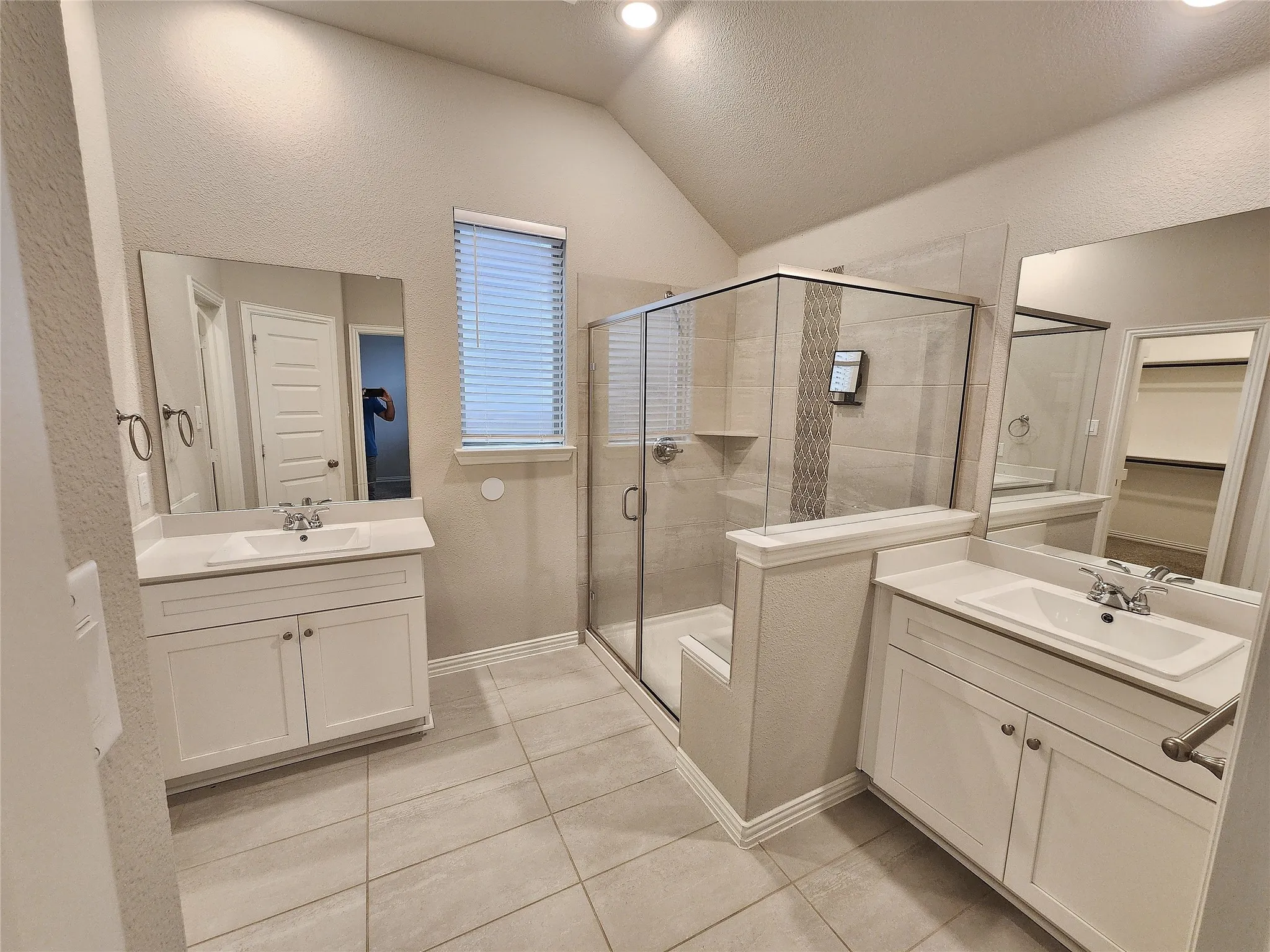 Single Family Residence For Sale in Kaufman County , 3936 Chesapeake Lane, Forney, Texas 75114, 4 Bedroom, 3 Bathroom, 2 Garage spaces, 2,280 Sqft, built in 2021, mls#21278889, Real Estate Agent in Forney, Homes For Sale in Kaufman county, Homes For Sale in Forney, Realtor in Forney Texas, Real Estate Brokerage Independent Realty Texas, Luminita Cordes Realtor