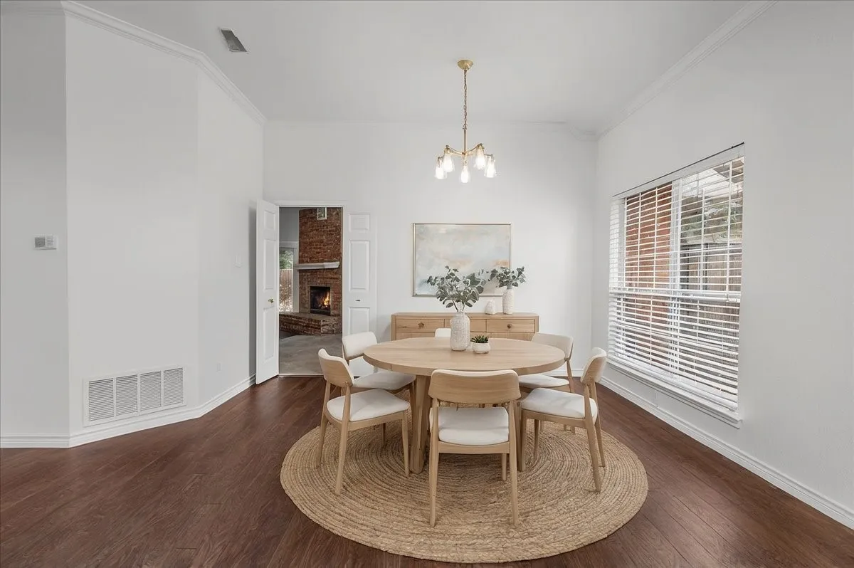 Single Family Residence For Sale in Dallas County , 3314 Suzanne Drive, Rowlett, Texas 75088, 4 Bedroom, 3 Bathroom, 2 Garage spaces, 2,281 Sqft, built in 1991, mls#21278812, Real Estate Agent in Rowlett, Homes For Sale in Dallas county, Homes For Sale in Rowlett, Realtor in Rowlett Texas, Real Estate Brokerage Independent Realty Texas, Luminita Cordes Realtor