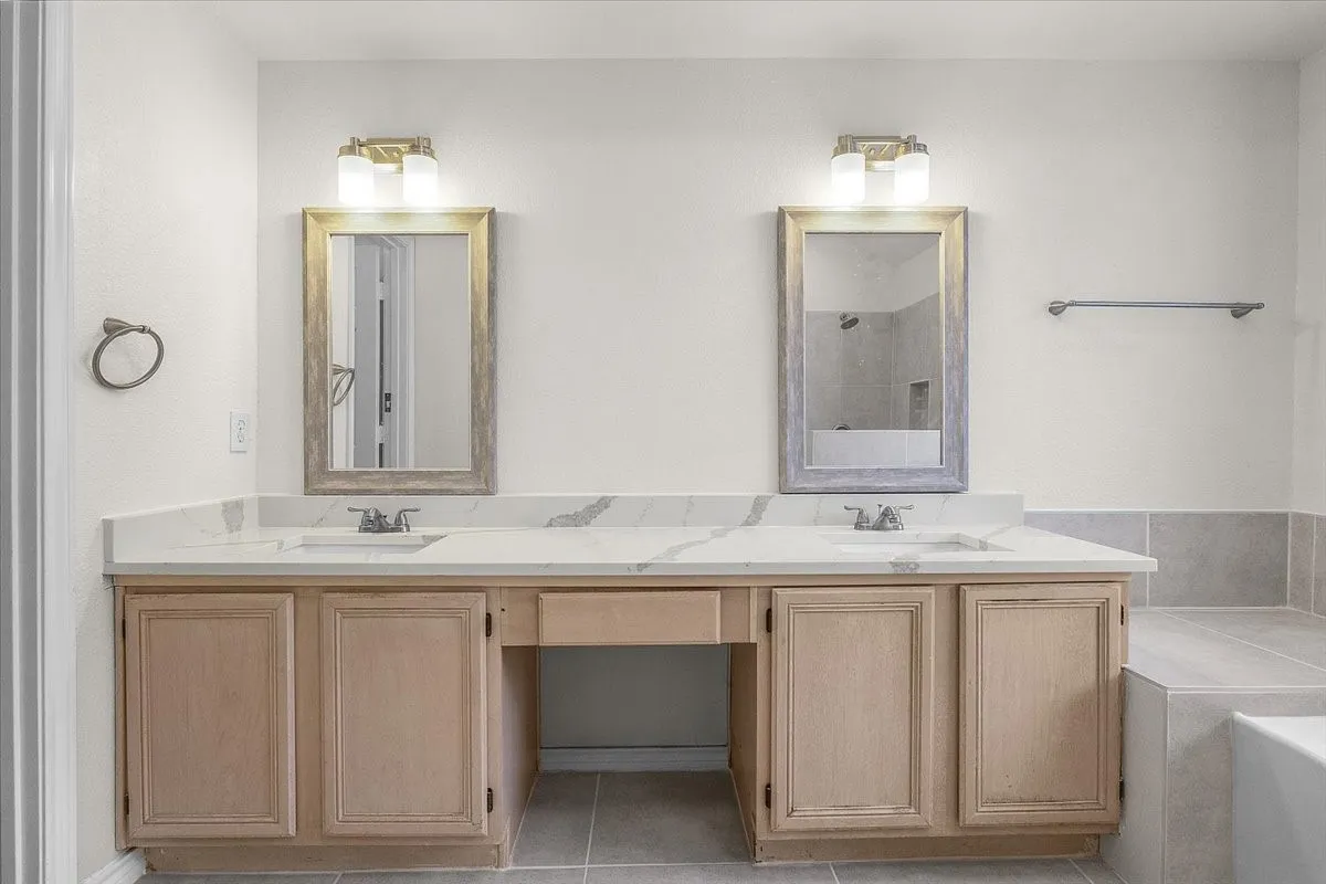 Single Family Residence For Sale in Dallas County , 3314 Suzanne Drive, Rowlett, Texas 75088, 4 Bedroom, 3 Bathroom, 2 Garage spaces, 2,281 Sqft, built in 1991, mls#21278812, Real Estate Agent in Rowlett, Homes For Sale in Dallas county, Homes For Sale in Rowlett, Realtor in Rowlett Texas, Real Estate Brokerage Independent Realty Texas, Luminita Cordes Realtor