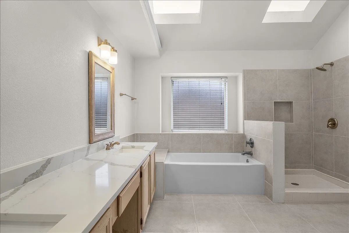 Single Family Residence For Sale in Dallas County , 3314 Suzanne Drive, Rowlett, Texas 75088, 4 Bedroom, 3 Bathroom, 2 Garage spaces, 2,281 Sqft, built in 1991, mls#21278812, Real Estate Agent in Rowlett, Homes For Sale in Dallas county, Homes For Sale in Rowlett, Realtor in Rowlett Texas, Real Estate Brokerage Independent Realty Texas, Luminita Cordes Realtor