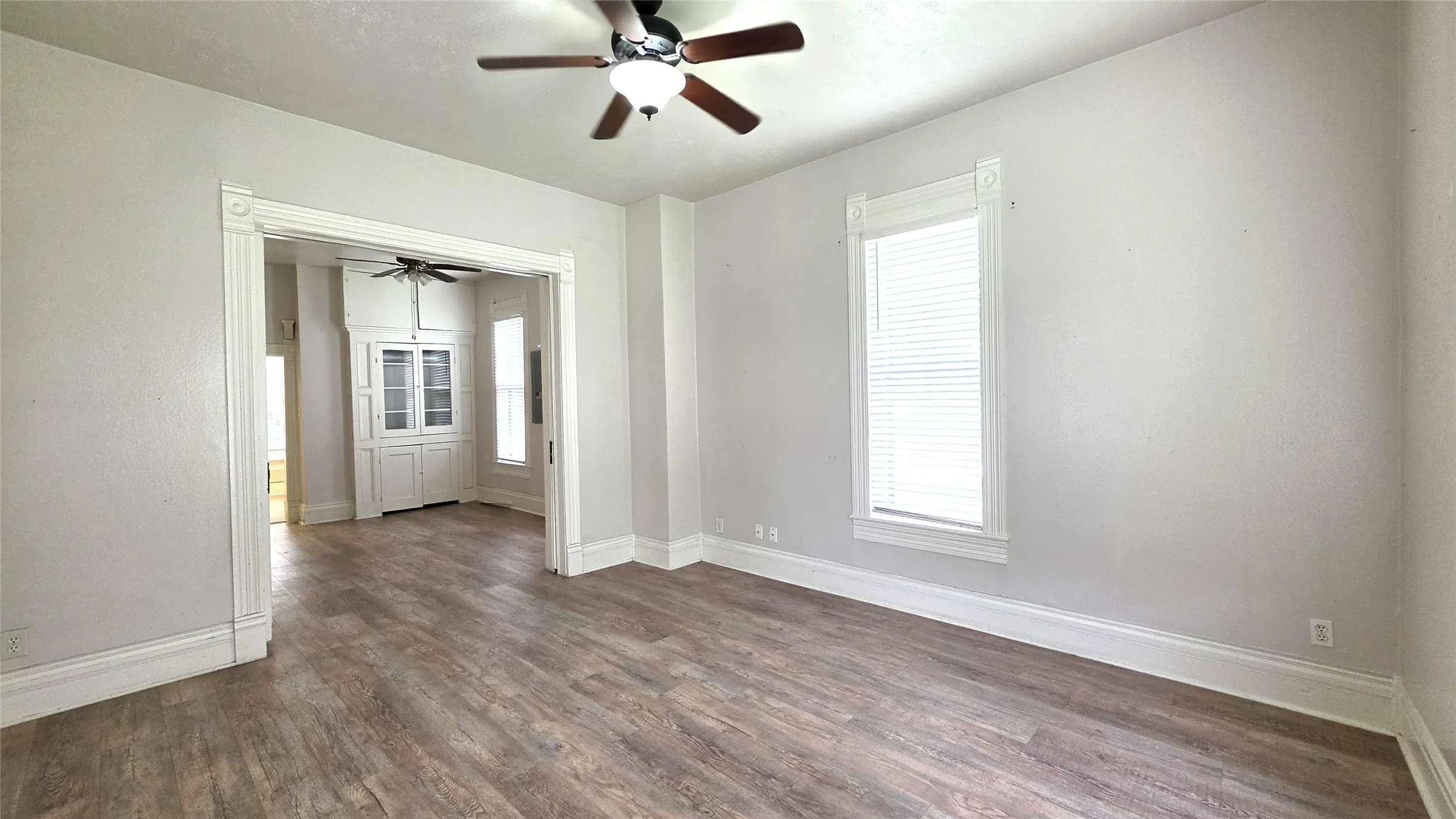 Triplex For Rent in Denton County , 145 N Kealy Street 2, Lewisville, Texas 75057, 1 Bedroom, 1 Bathroom, Garage spaces, 700 Sqft, built in 1905, Price $1,450, mls#21278902, Real Estate Agent in Lewisville, Homes For Rent in Denton county, Homes For Rent in Lewisville, Realtor in Lewisville Texas, Real Estate Brokerage Independent Realty Texas, Luminita Cordes Realtor