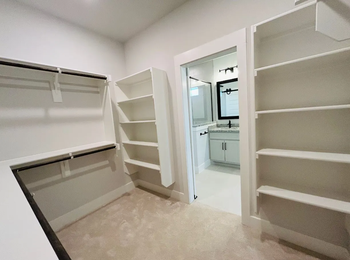 Single Family Residence For Rent in Tarrant County , 530 Mission Trail B3B, Arlington, Texas 76010, 2 Bedroom, 3 Bathroom, 2 Garage spaces, 1,900 Sqft, built in 2023, mls#21278909, Real Estate Agent in Arlington, Homes For Rent in Tarrant county, Homes For Rent in Arlington, Realtor in Arlington Texas, Real Estate Brokerage Independent Realty Texas, Luminita Cordes Realtor
