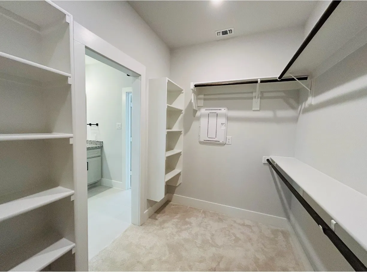 Single Family Residence For Rent in Tarrant County , 530 Mission Trail B3B, Arlington, Texas 76010, 2 Bedroom, 3 Bathroom, 2 Garage spaces, 1,900 Sqft, built in 2023, mls#21278909, Real Estate Agent in Arlington, Homes For Rent in Tarrant county, Homes For Rent in Arlington, Realtor in Arlington Texas, Real Estate Brokerage Independent Realty Texas, Luminita Cordes Realtor