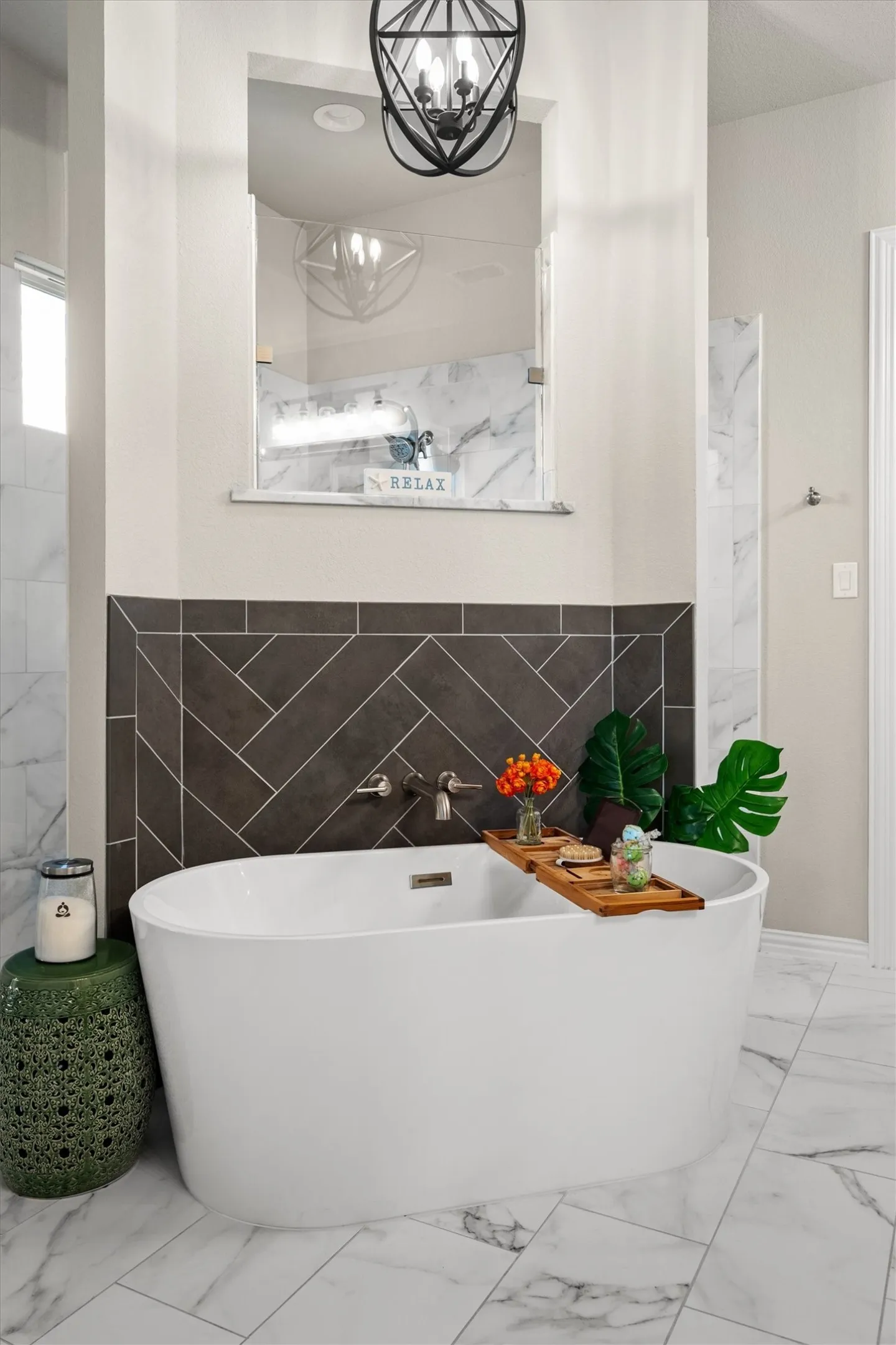 Behind the standing tub, the double shower can be accessed from either direction.