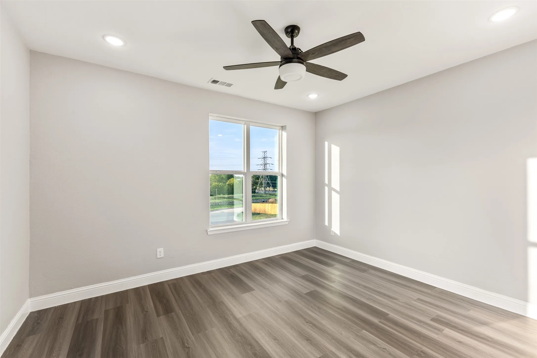 Townhouse For Sale in Dallas County , 825 Premier Parkway, Grand Prairie, Texas 75051, 4 Bedroom, 4 Bathroom, 2 Garage spaces, 1,981 Sqft, built in 2026, mls#21277953, Real Estate Agent in Grand Prairie, Homes For Sale in Dallas county, Homes For Sale in Grand Prairie, Realtor in Grand Prairie Texas, Real Estate Brokerage Independent Realty Texas, Luminita Cordes Realtor
