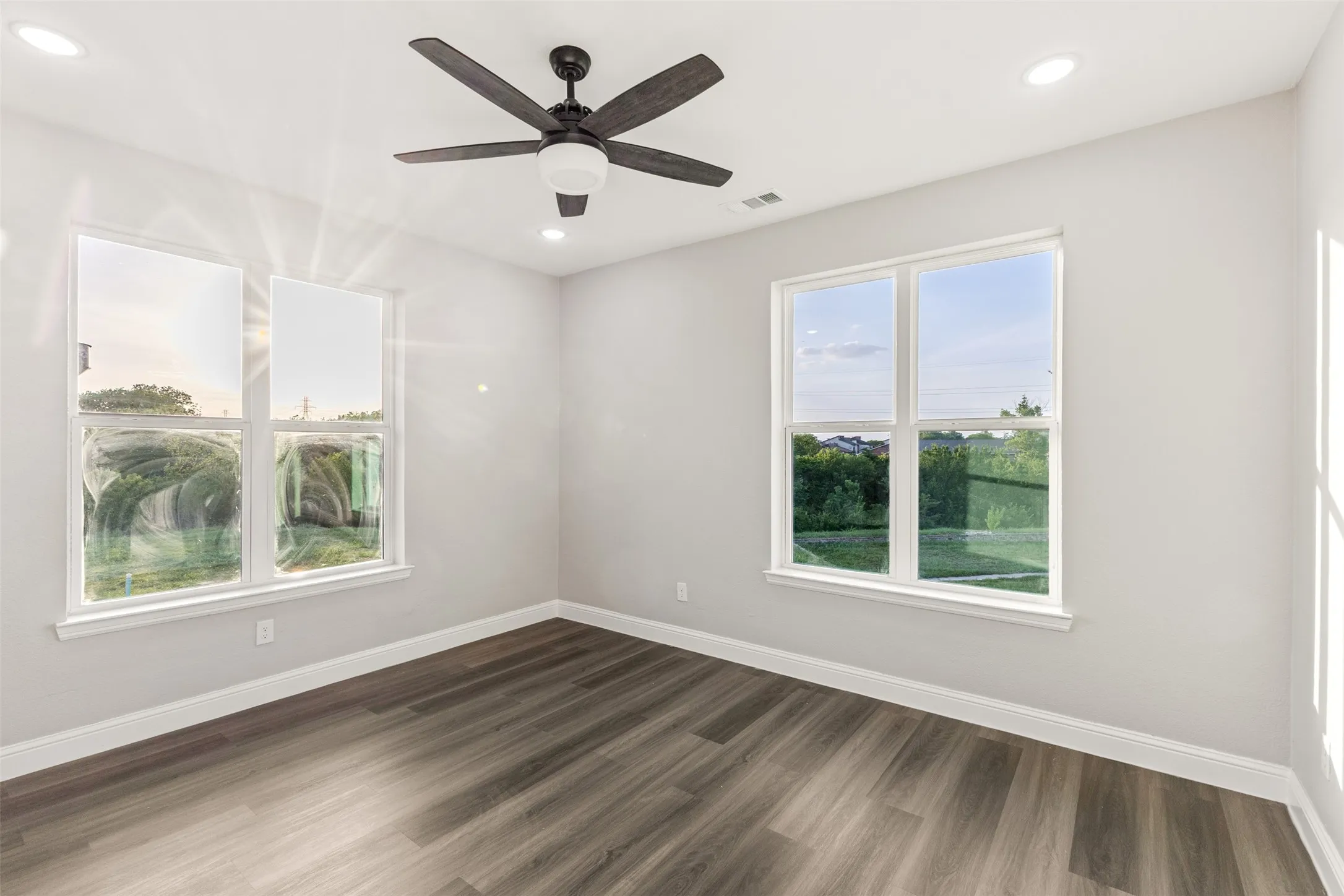 Townhouse For Sale in Dallas County , 825 Premier Parkway, Grand Prairie, Texas 75051, 4 Bedroom, 4 Bathroom, 2 Garage spaces, 1,981 Sqft, built in 2026, mls#21277953, Real Estate Agent in Grand Prairie, Homes For Sale in Dallas county, Homes For Sale in Grand Prairie, Realtor in Grand Prairie Texas, Real Estate Brokerage Independent Realty Texas, Luminita Cordes Realtor
