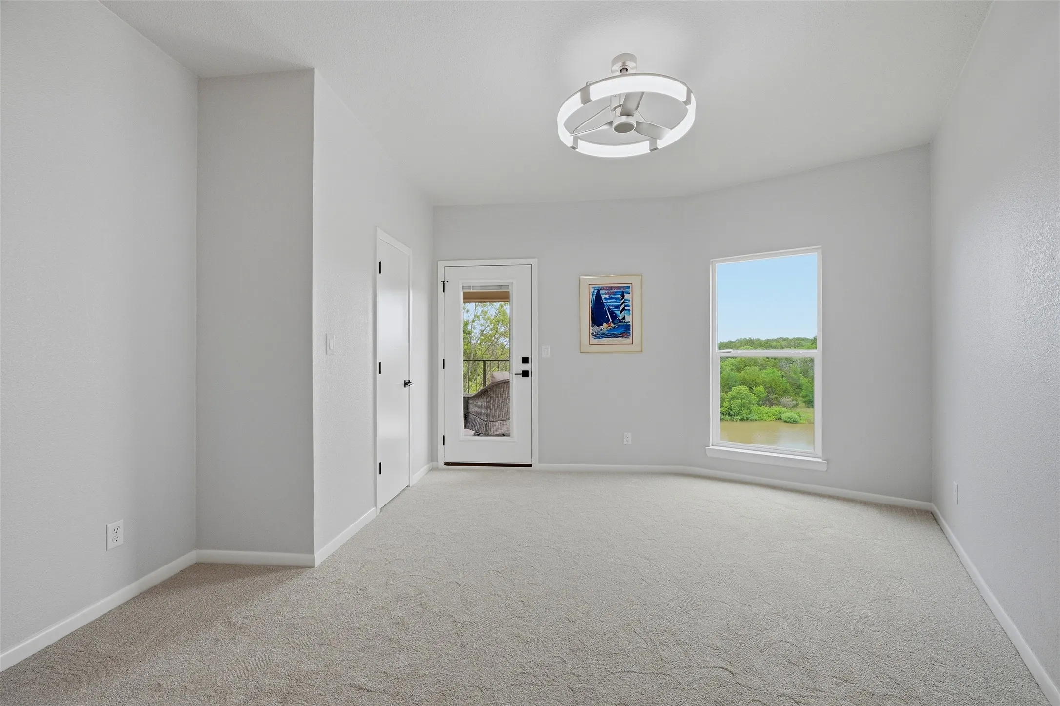 Single Family Residence For Sale in Grayson County , 125 Greenway Bend, Pottsboro, Texas 75076, 3 Bedroom, 4 Bathroom, 2 Garage spaces, 2,554 Sqft, built in 1986, mls#21272408, Real Estate Agent in Pottsboro, Homes For Sale in Grayson county, Homes For Sale in Pottsboro, Realtor in Pottsboro Texas, Real Estate Brokerage Independent Realty Texas, Luminita Cordes Realtor